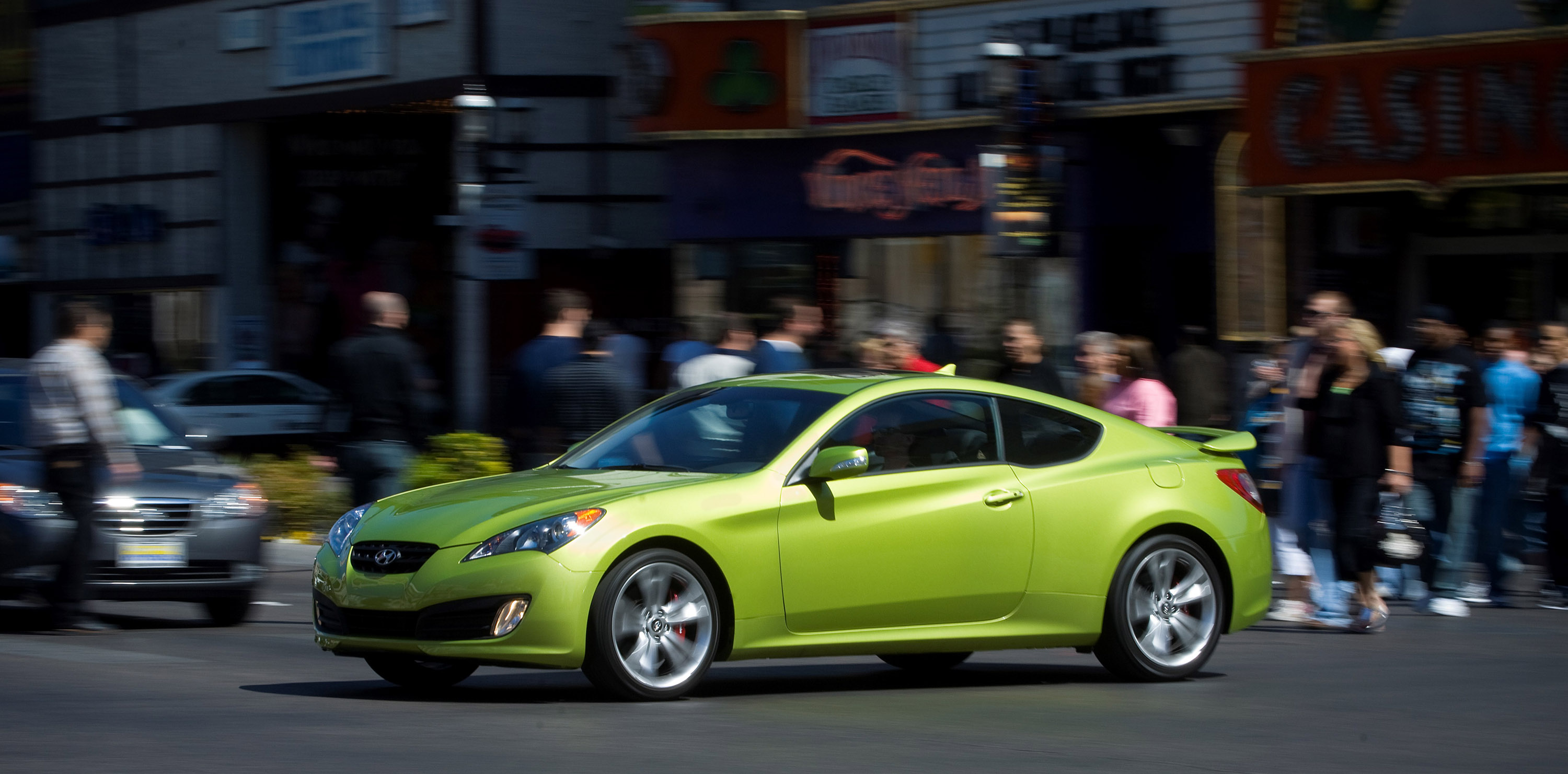 Hyundai Genesis Coupe photo #33