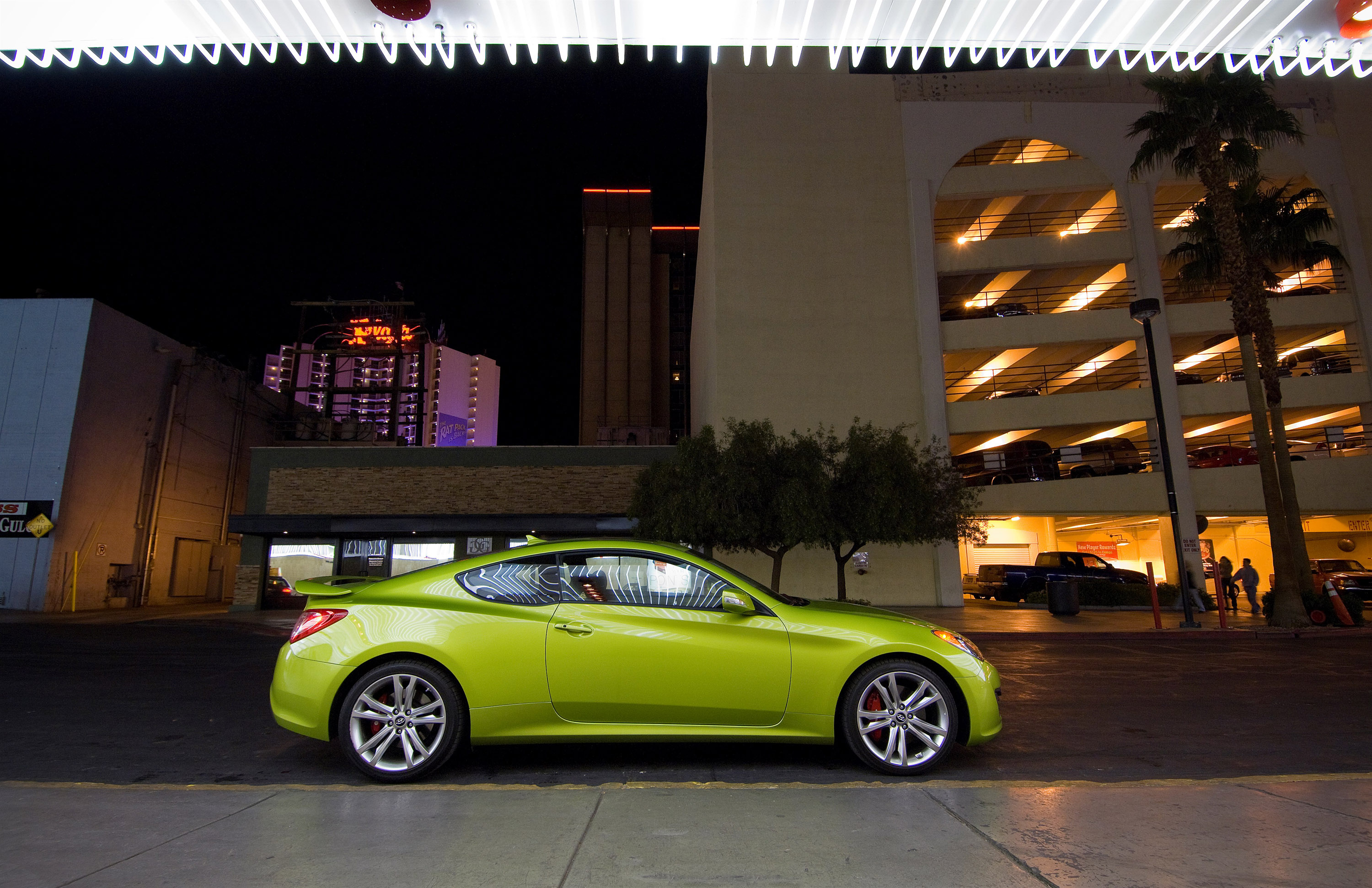 Hyundai Genesis Coupe photo #36