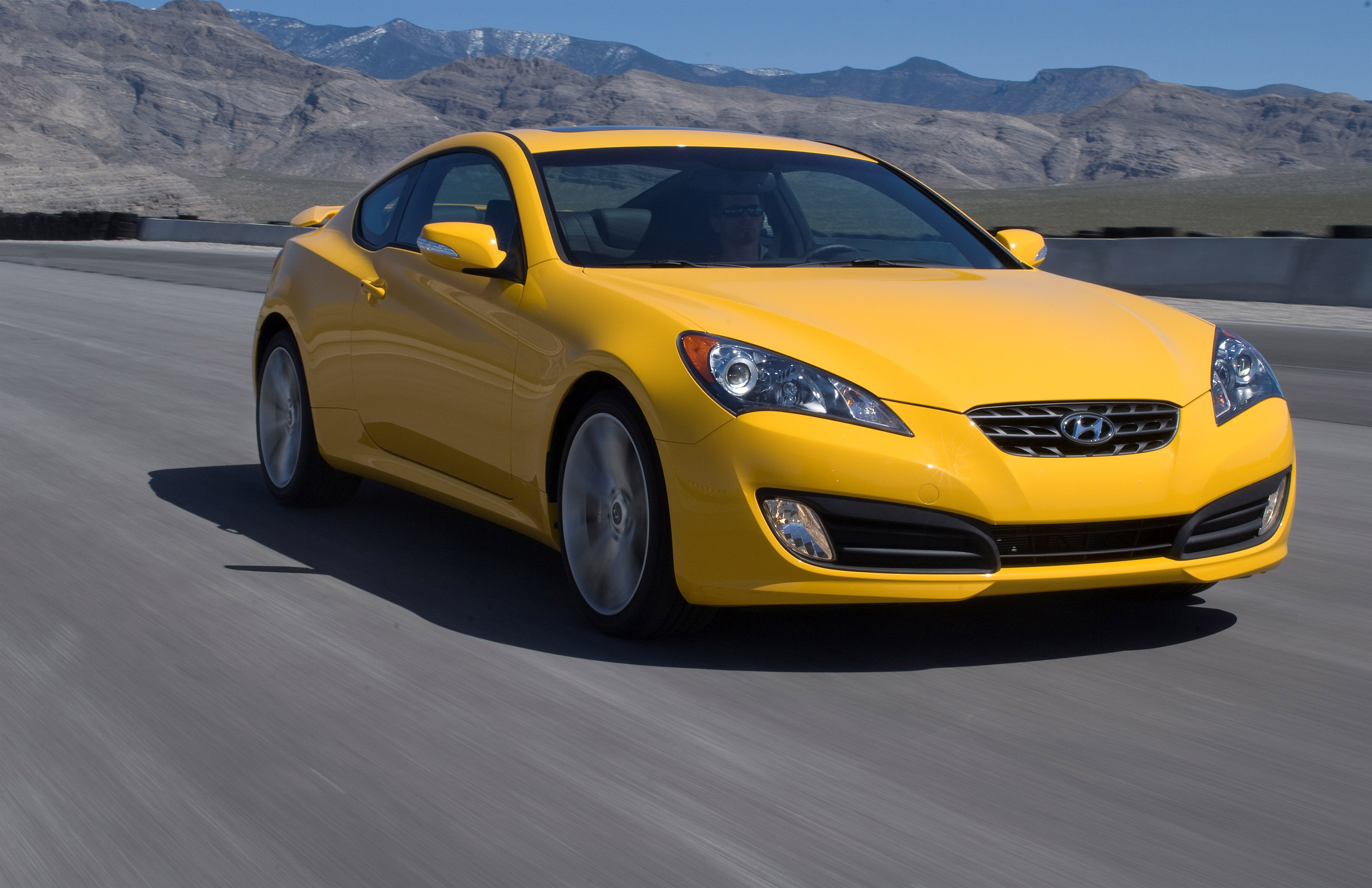 Hyundai Genesis Coupe photo #38