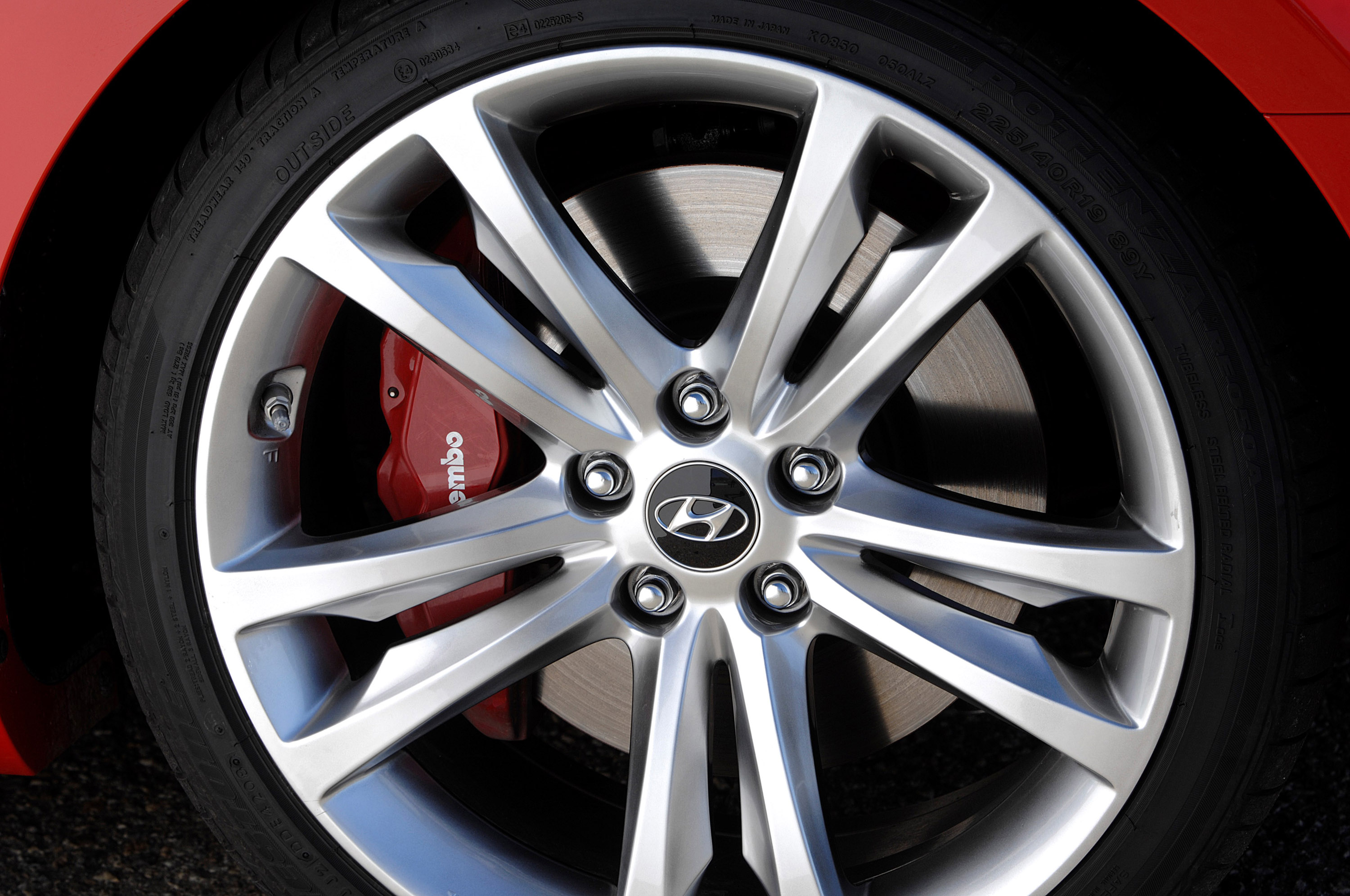 Hyundai Genesis Coupe photo #70