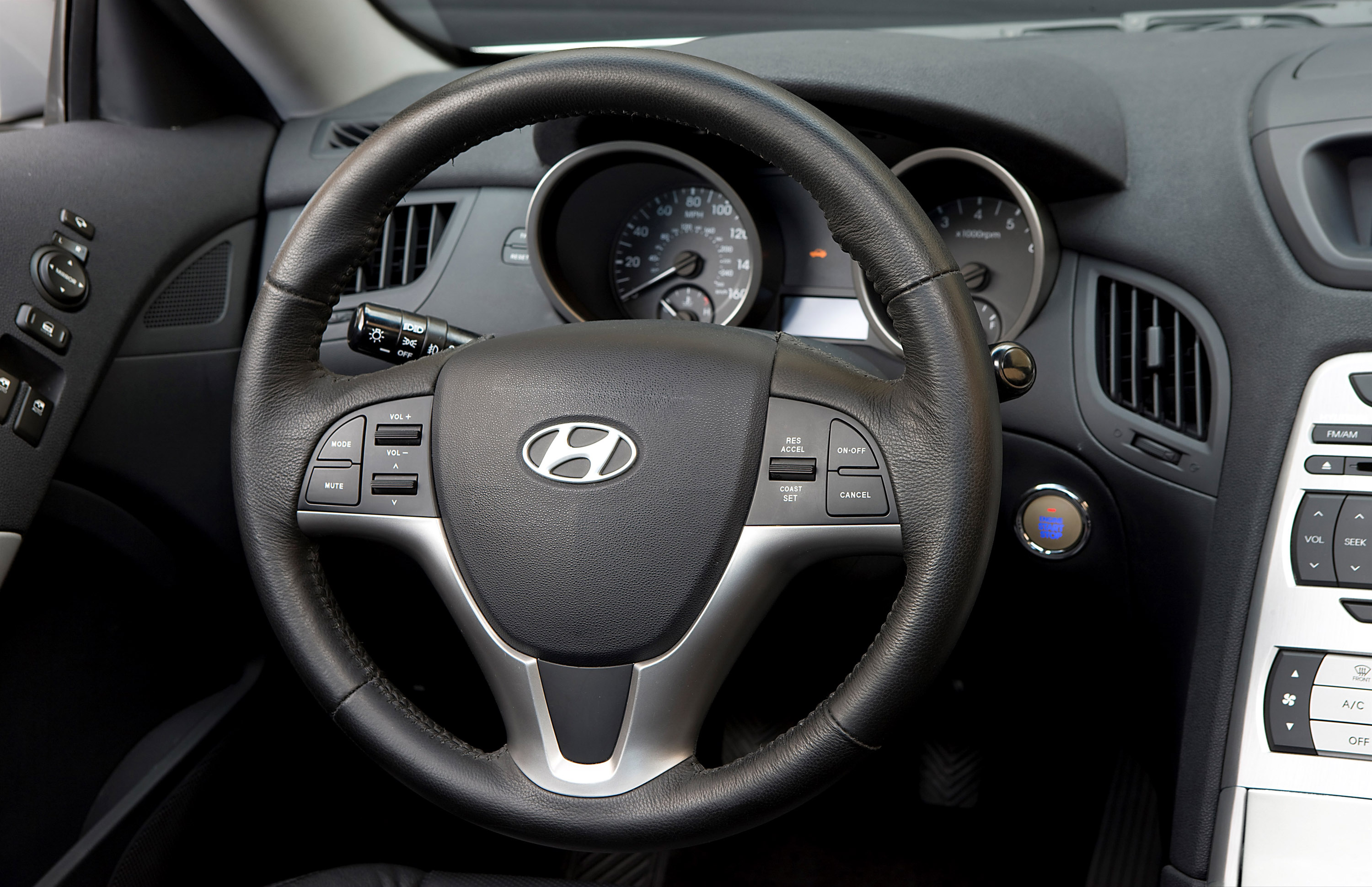 Hyundai Genesis Coupe photo #88