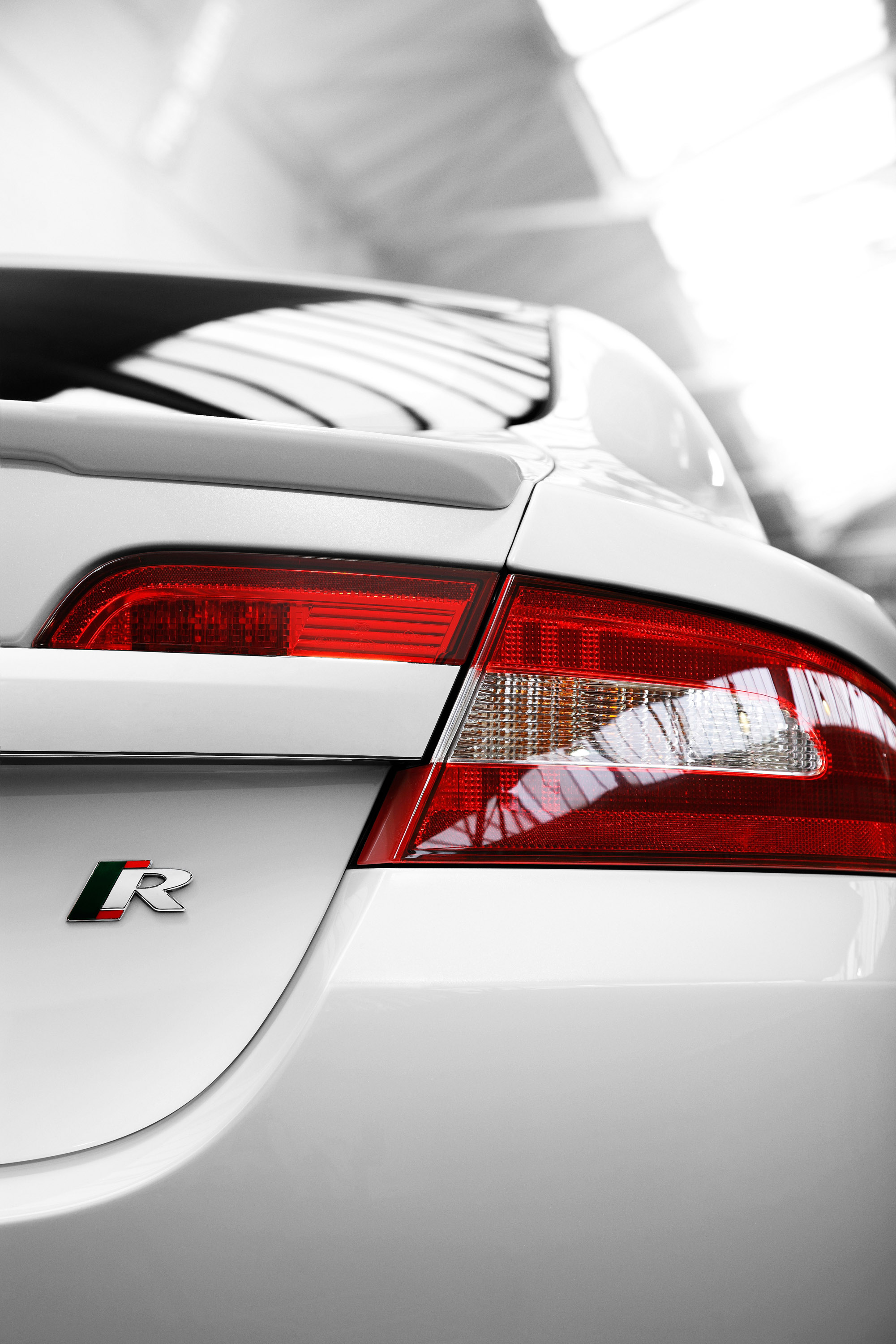 Jaguar XFR photo #14