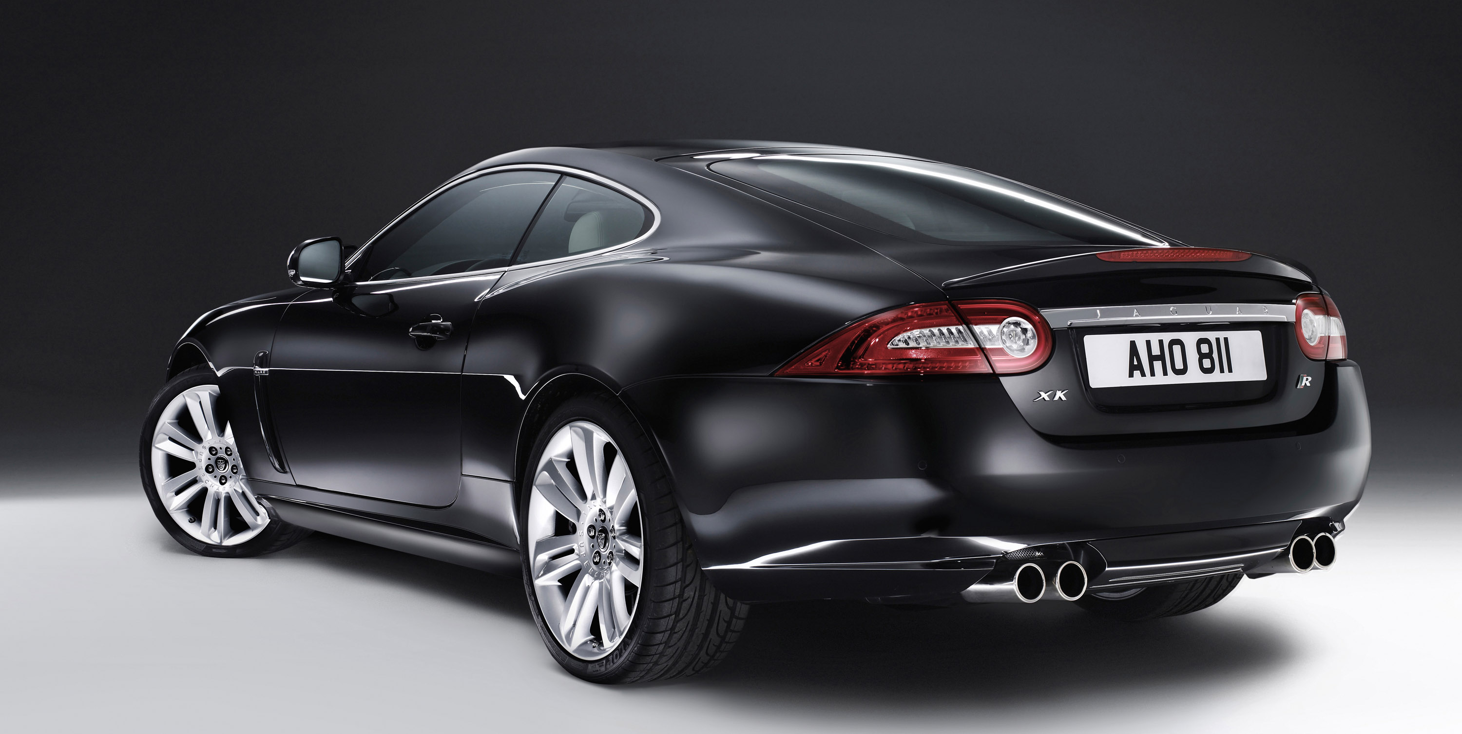 Jaguar XKR photo #16
