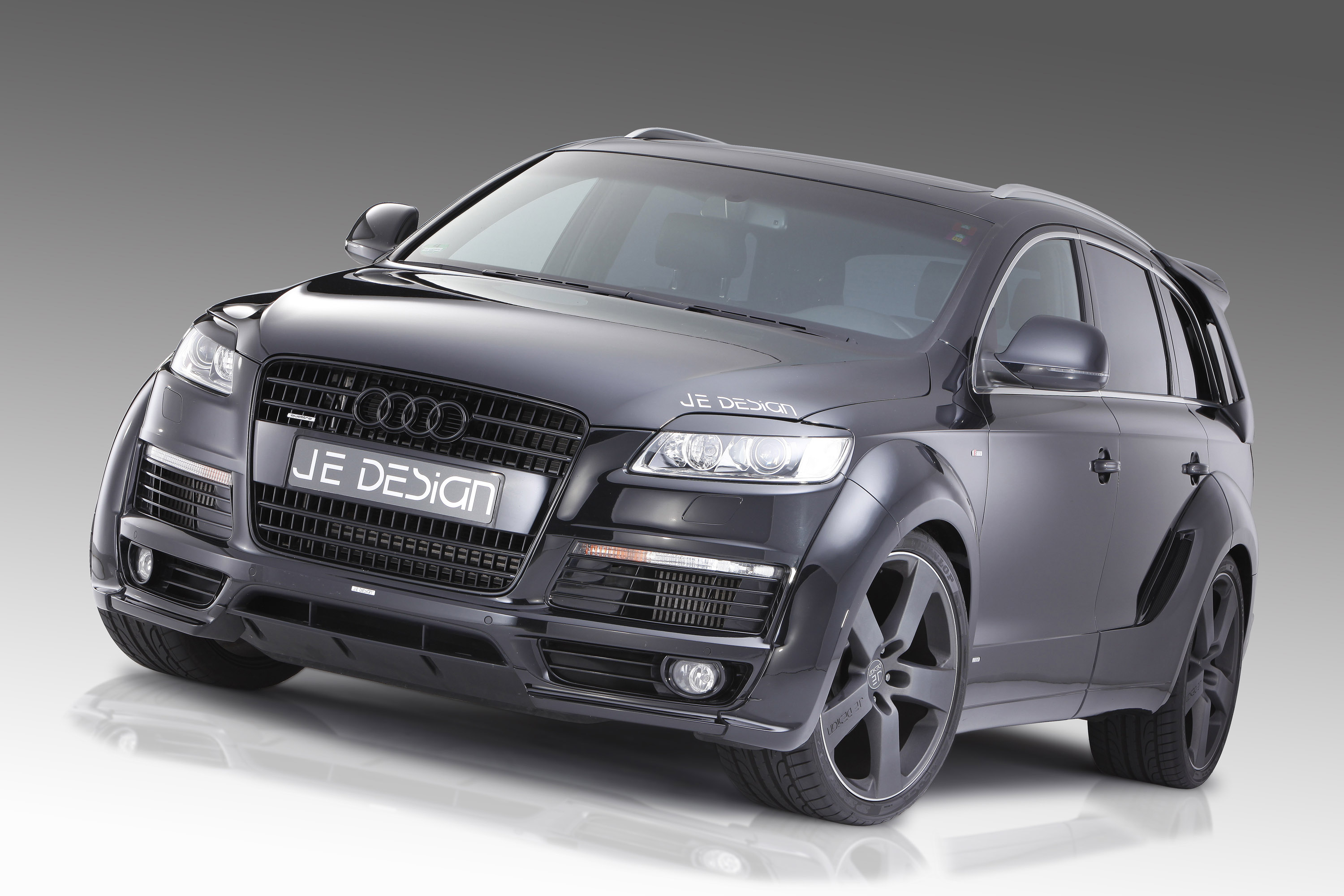 JE DESIGN Audi Q7 S-Line photo #1