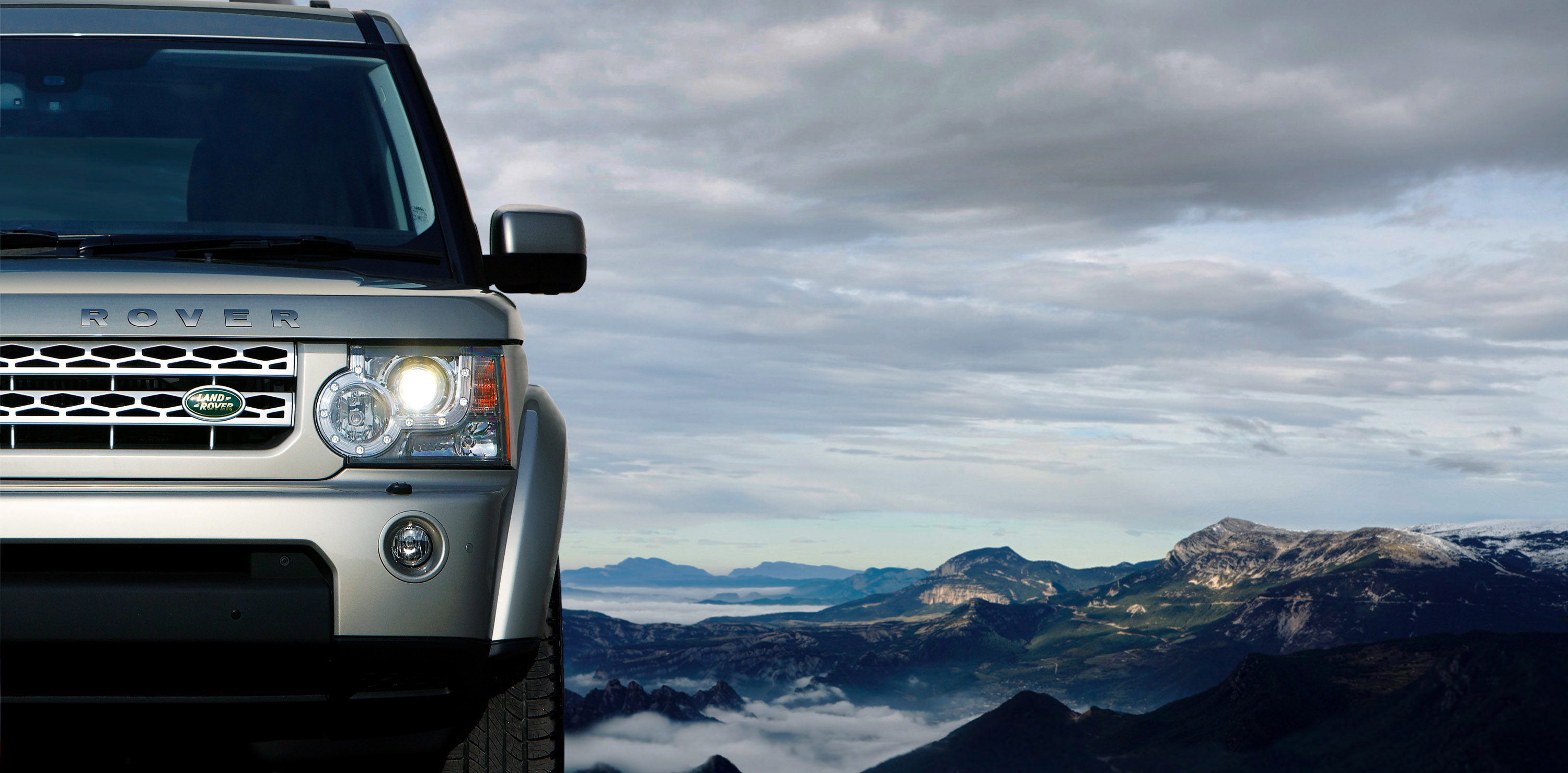Land Rover Discovery 4 photo #26