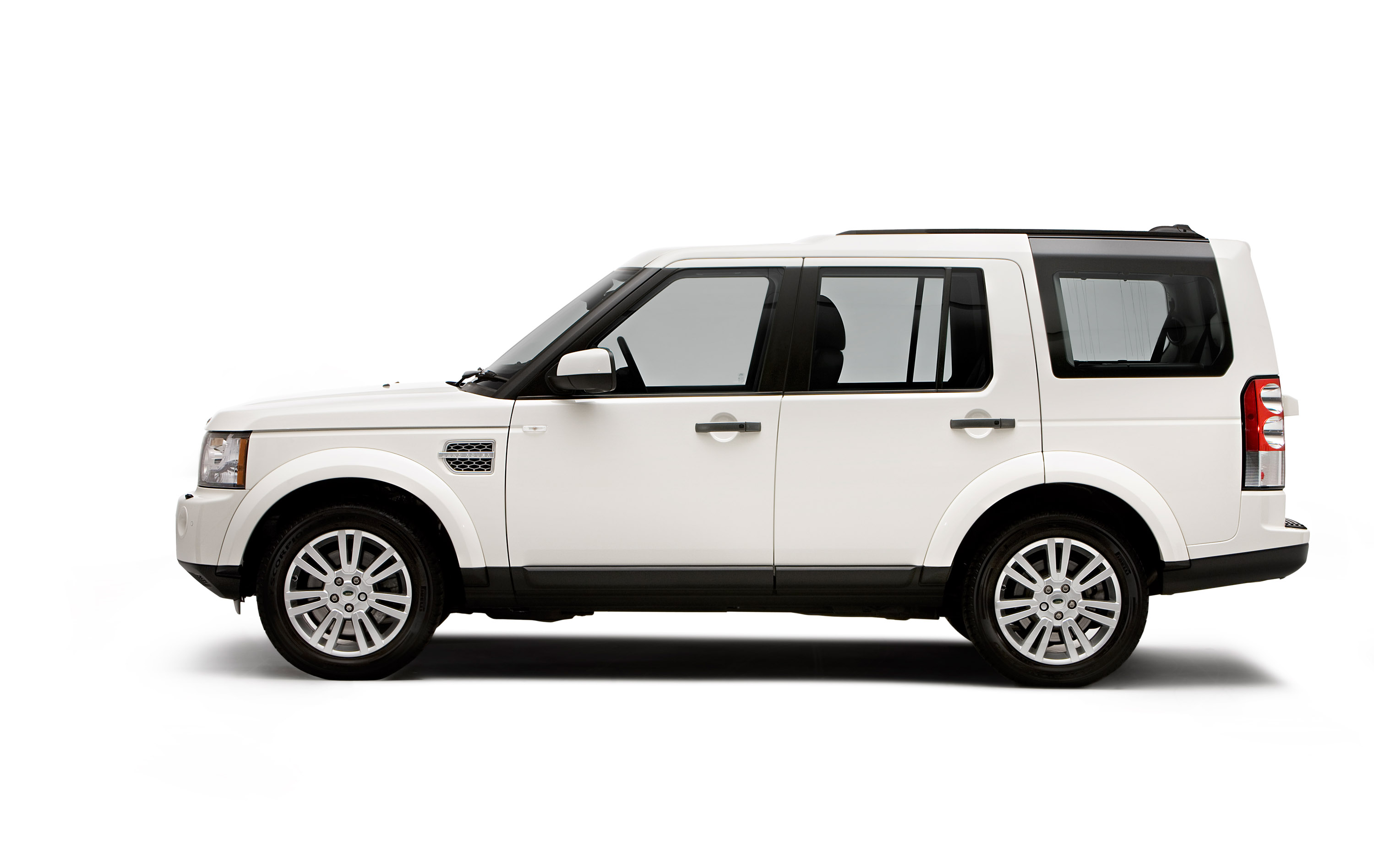 Land Rover Discovery 4 photo #27