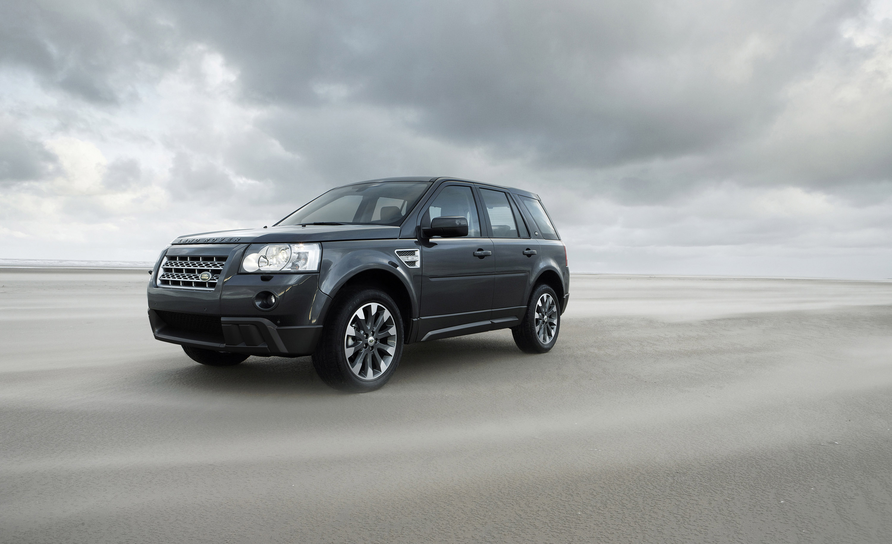 Land Rover Freelander 2 Sport photo #2