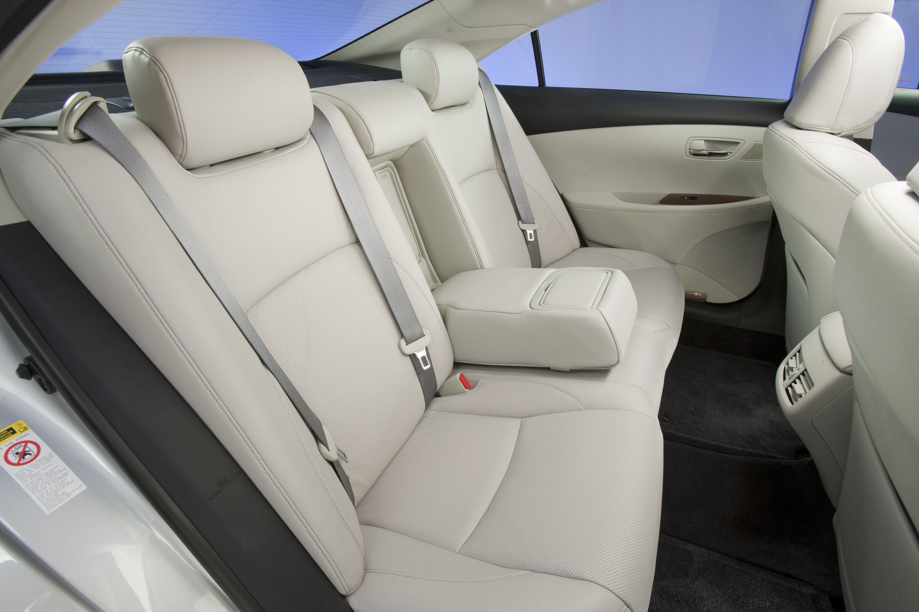 Lexus ES 350 photo #15