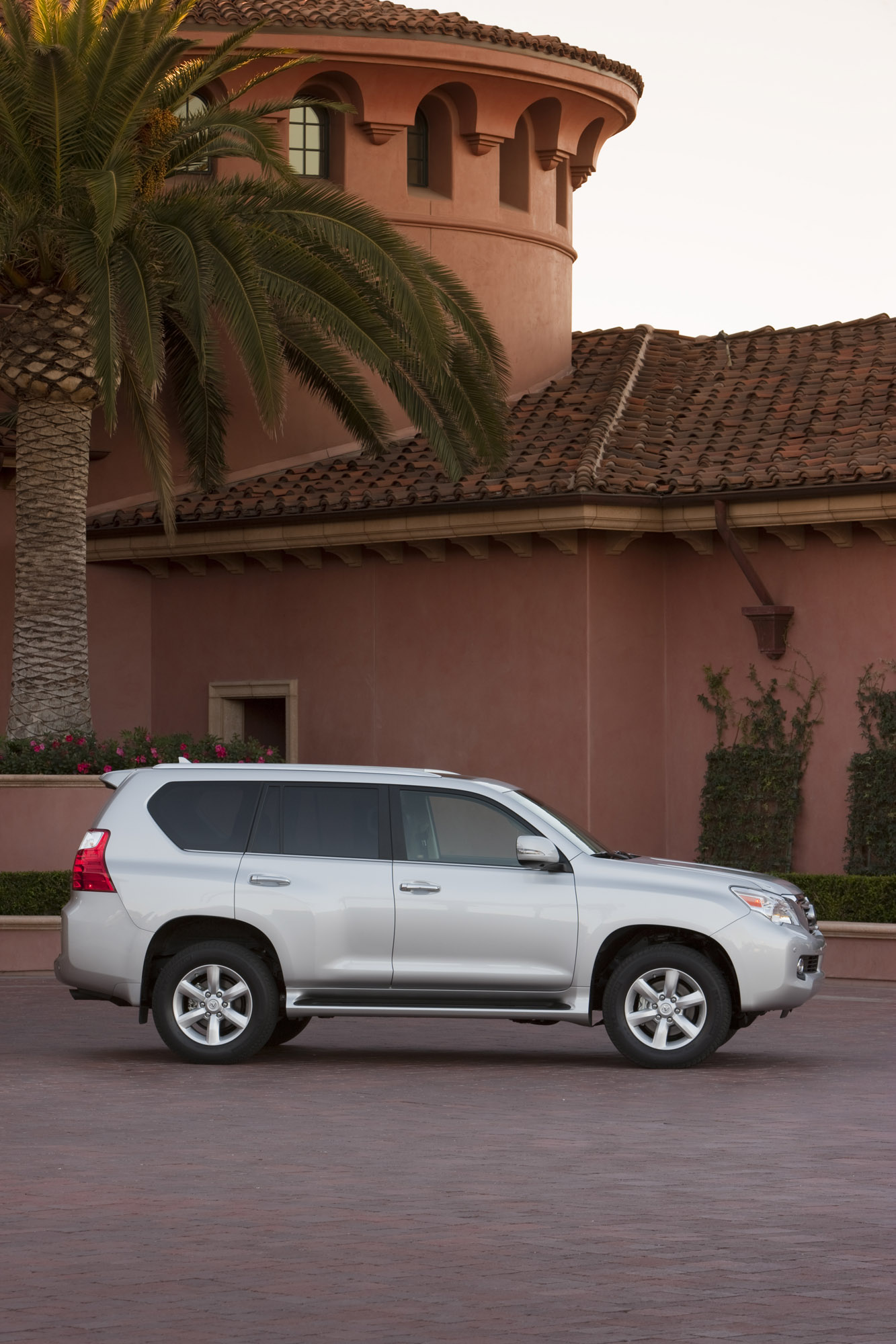 Lexus GX 460 photo #38
