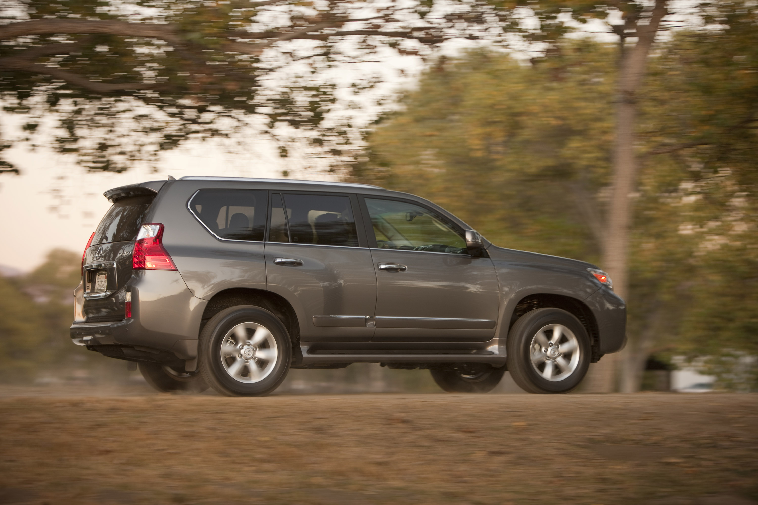 Lexus GX 460 photo #48