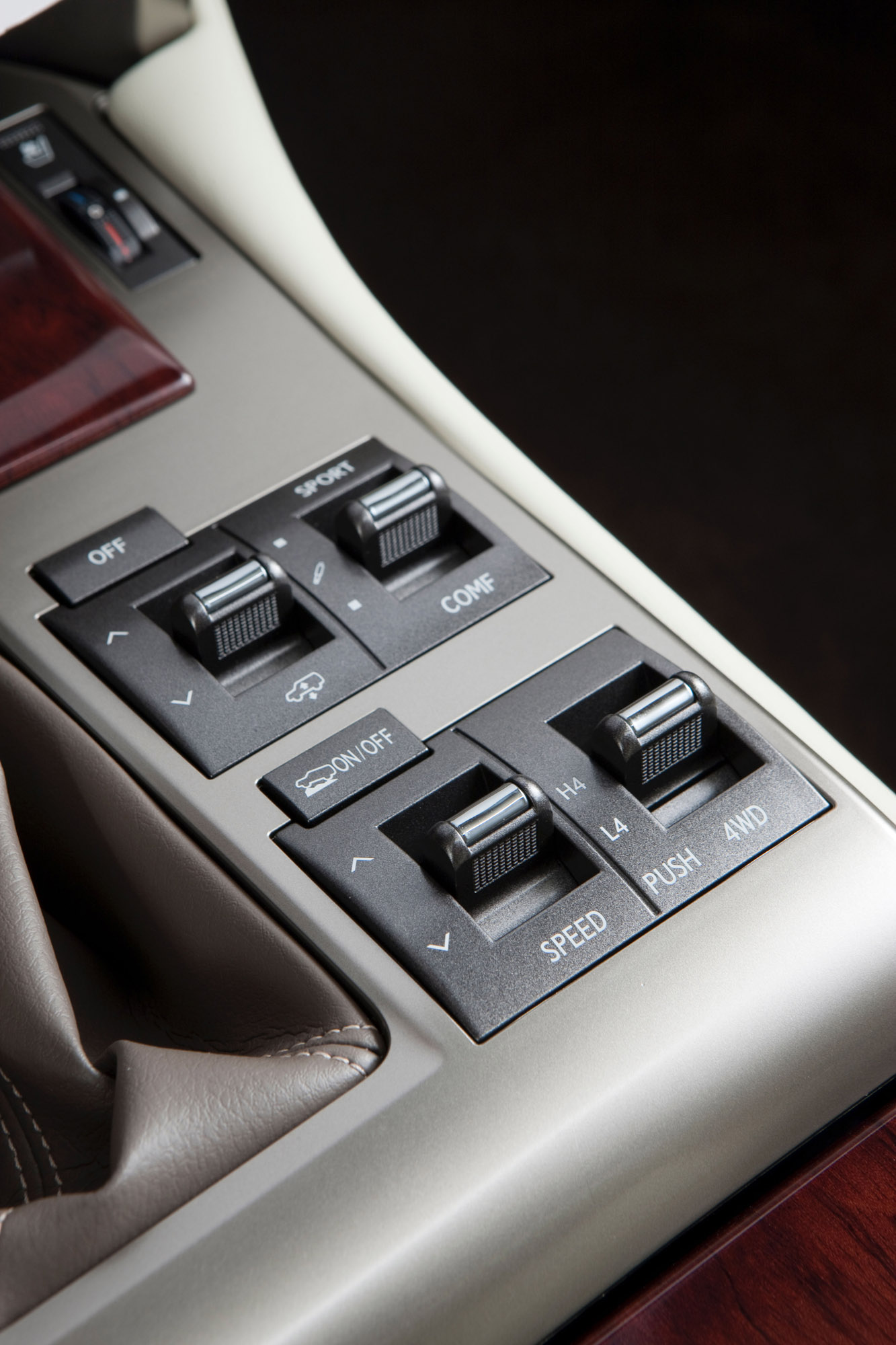 Lexus GX 460 photo #64