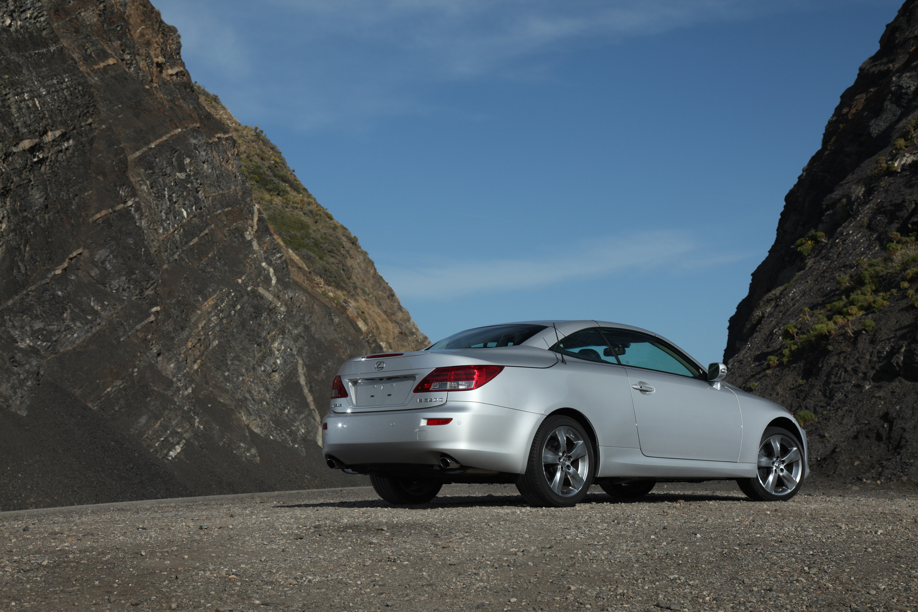 Lexus IS Convertible photo #46