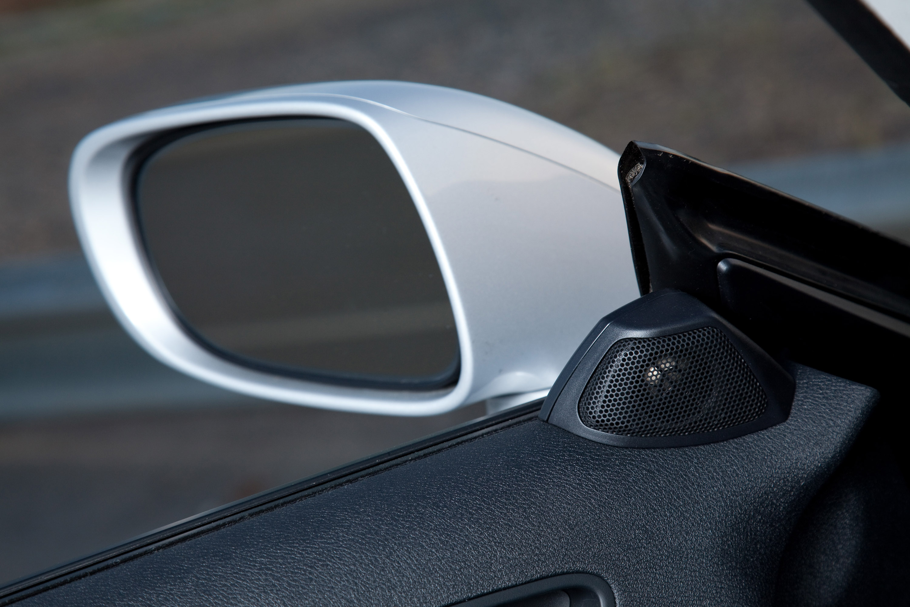 Lexus IS Convertible photo #66