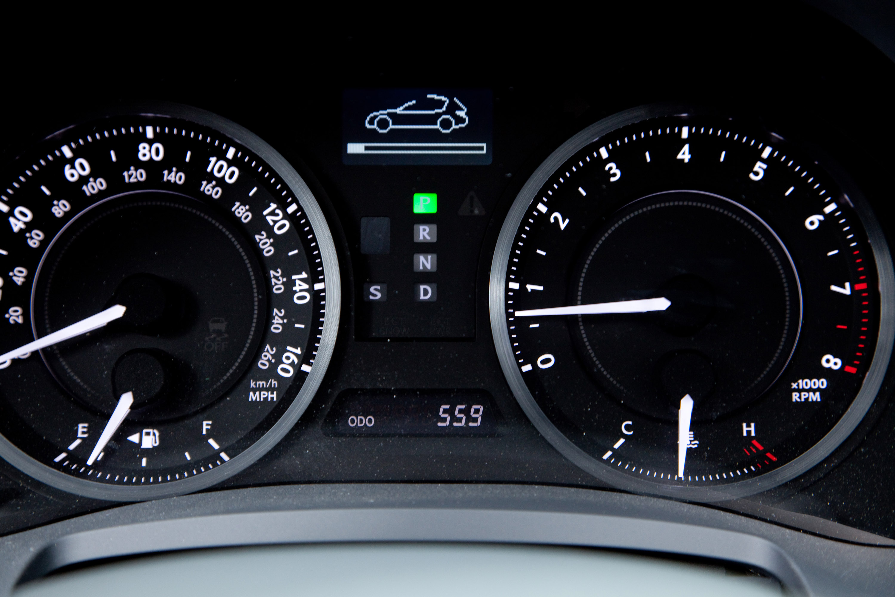 Lexus IS Convertible photo #68