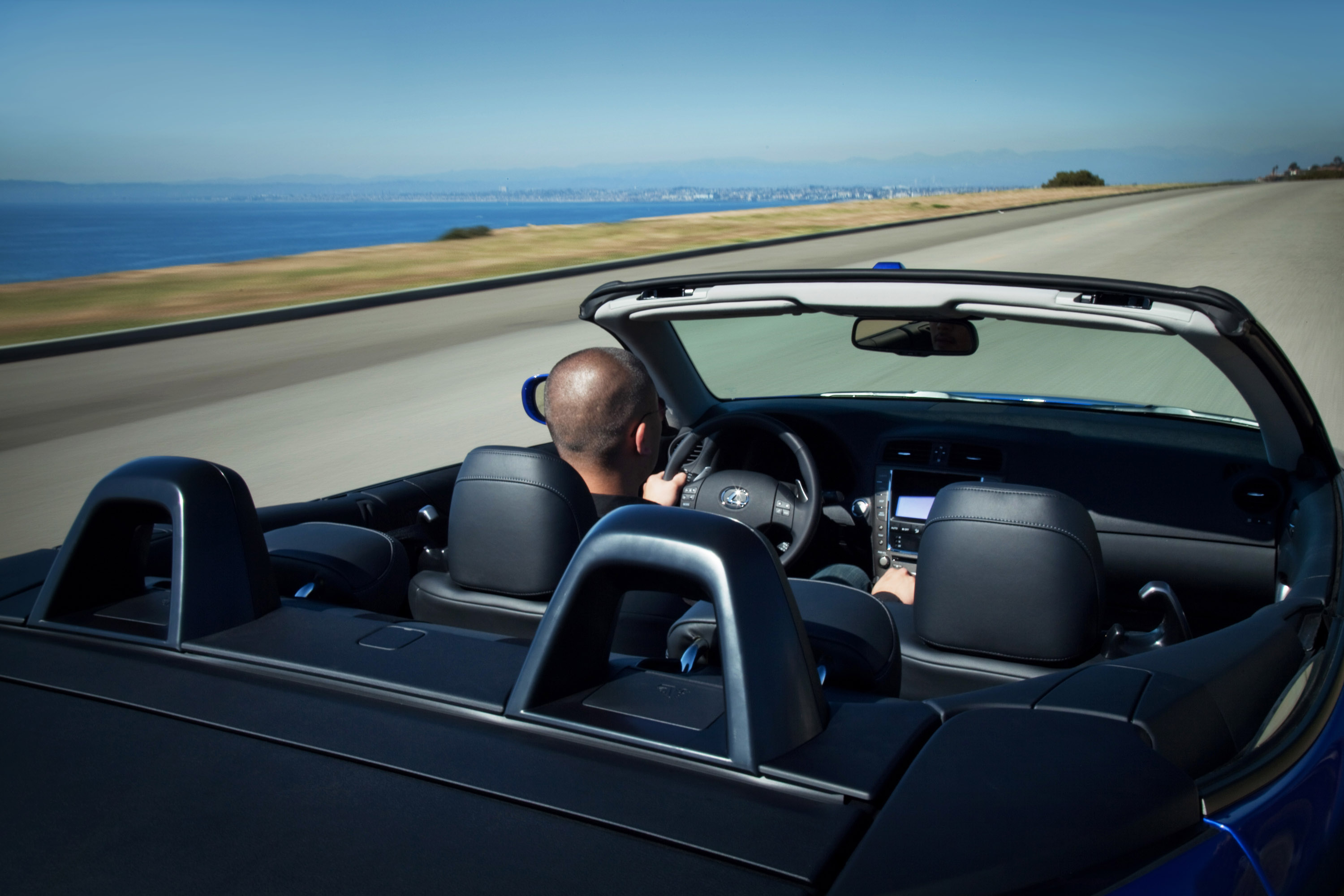 Lexus IS Convertible photo #71