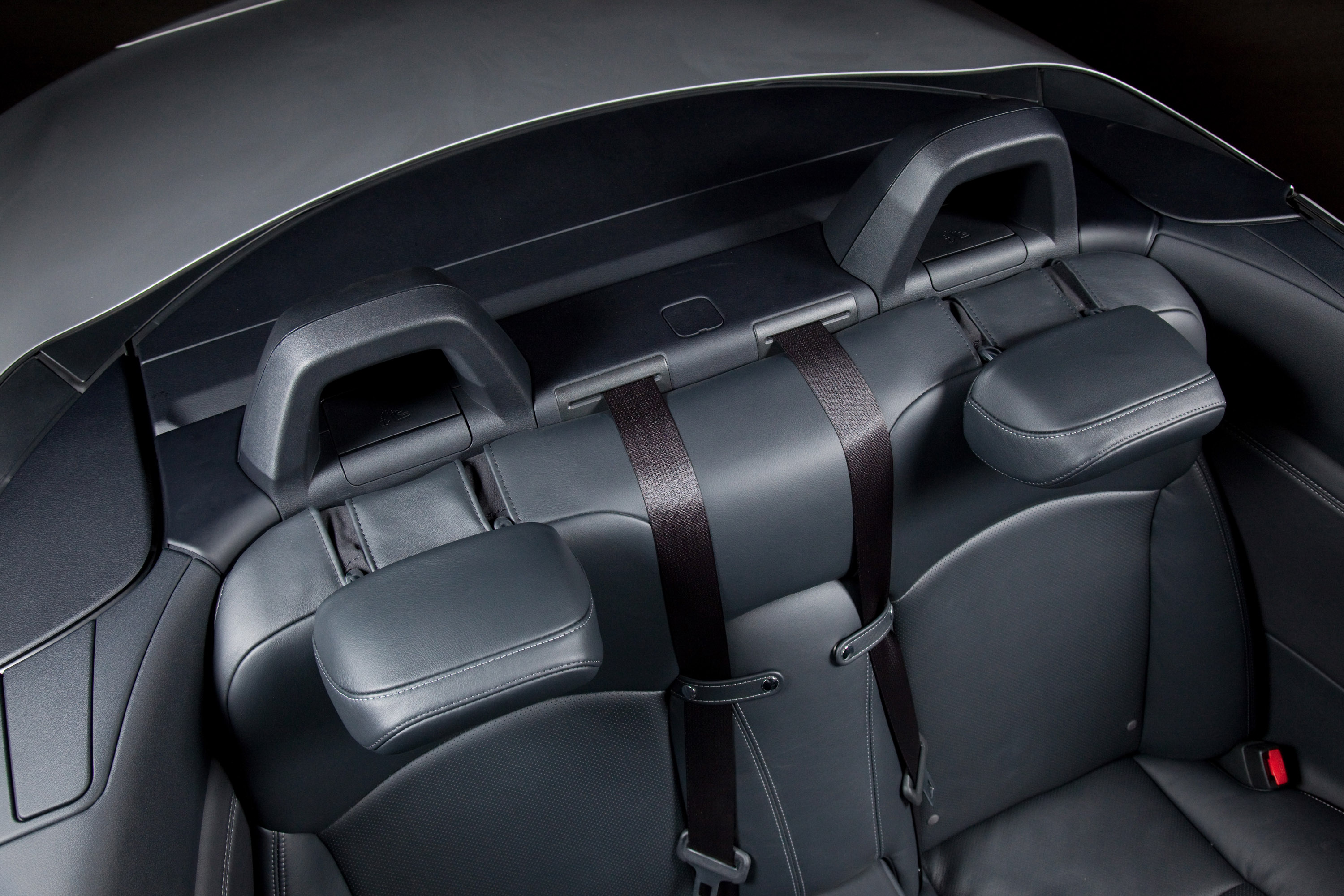 Lexus IS Convertible photo #75
