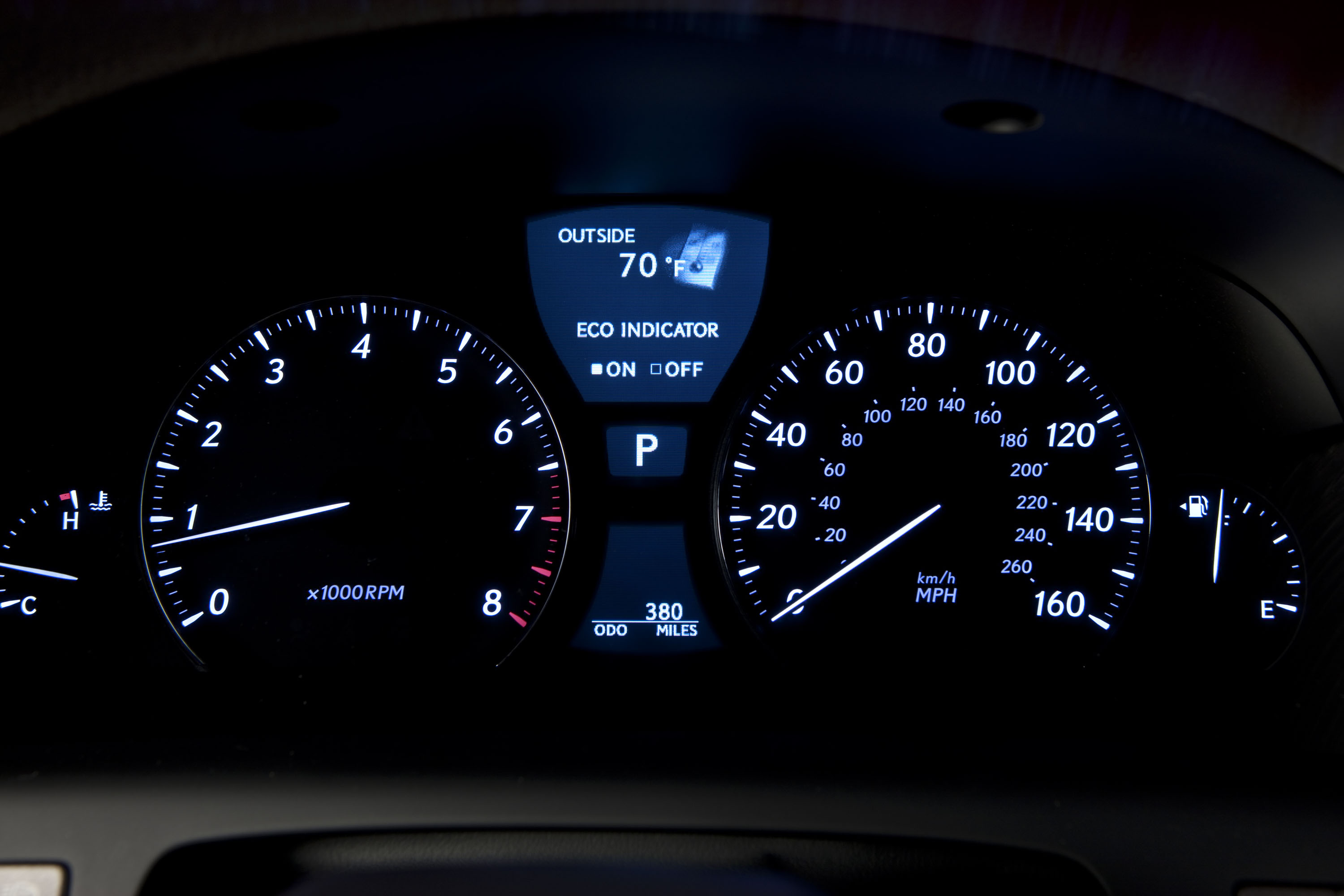 Lexus LS 460 L photo #19