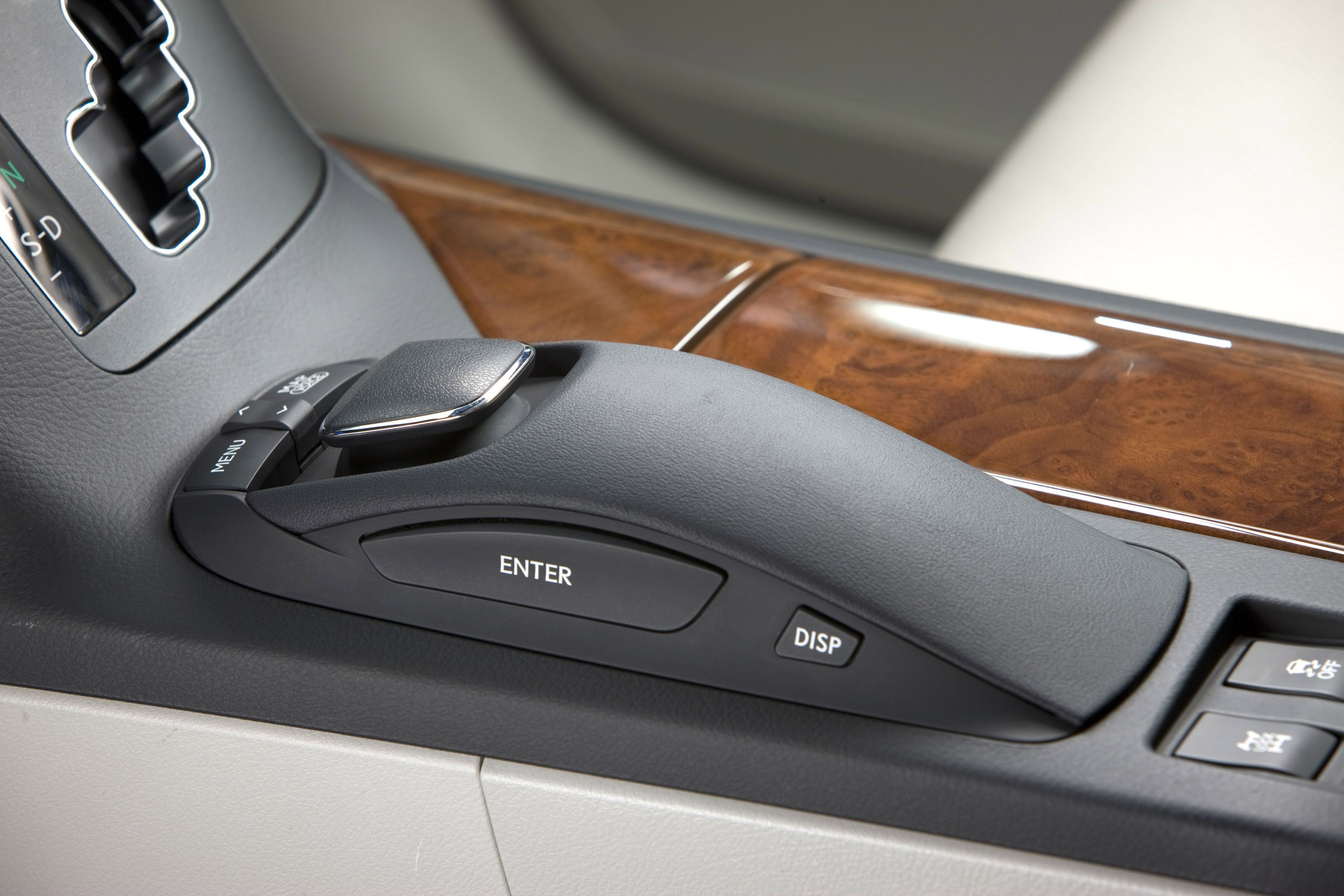 Lexus RX 350 photo #30