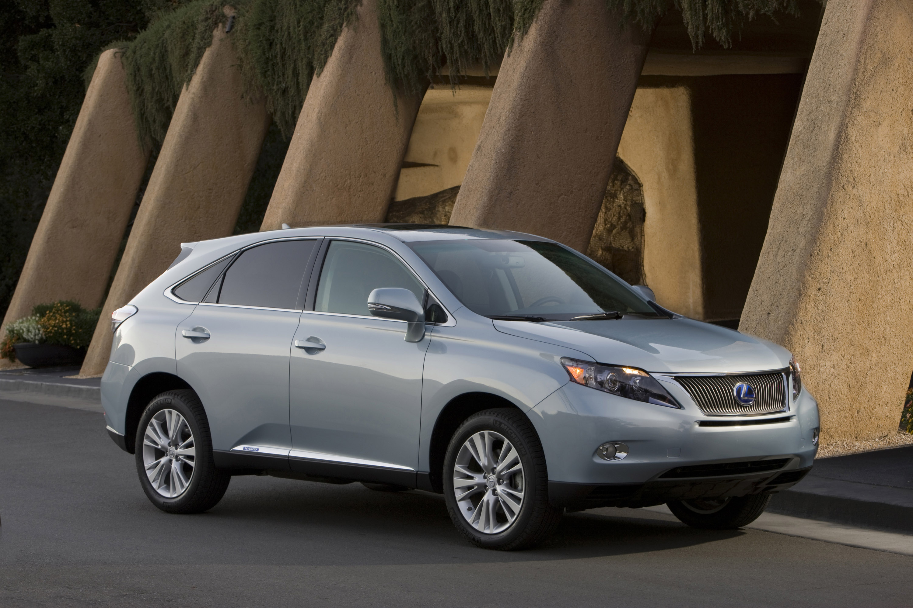 Lexus RX 450h photo #18
