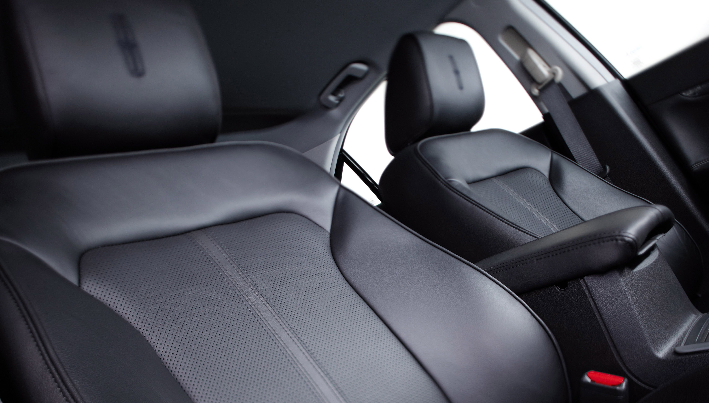 Lincoln MKZ photo #16
