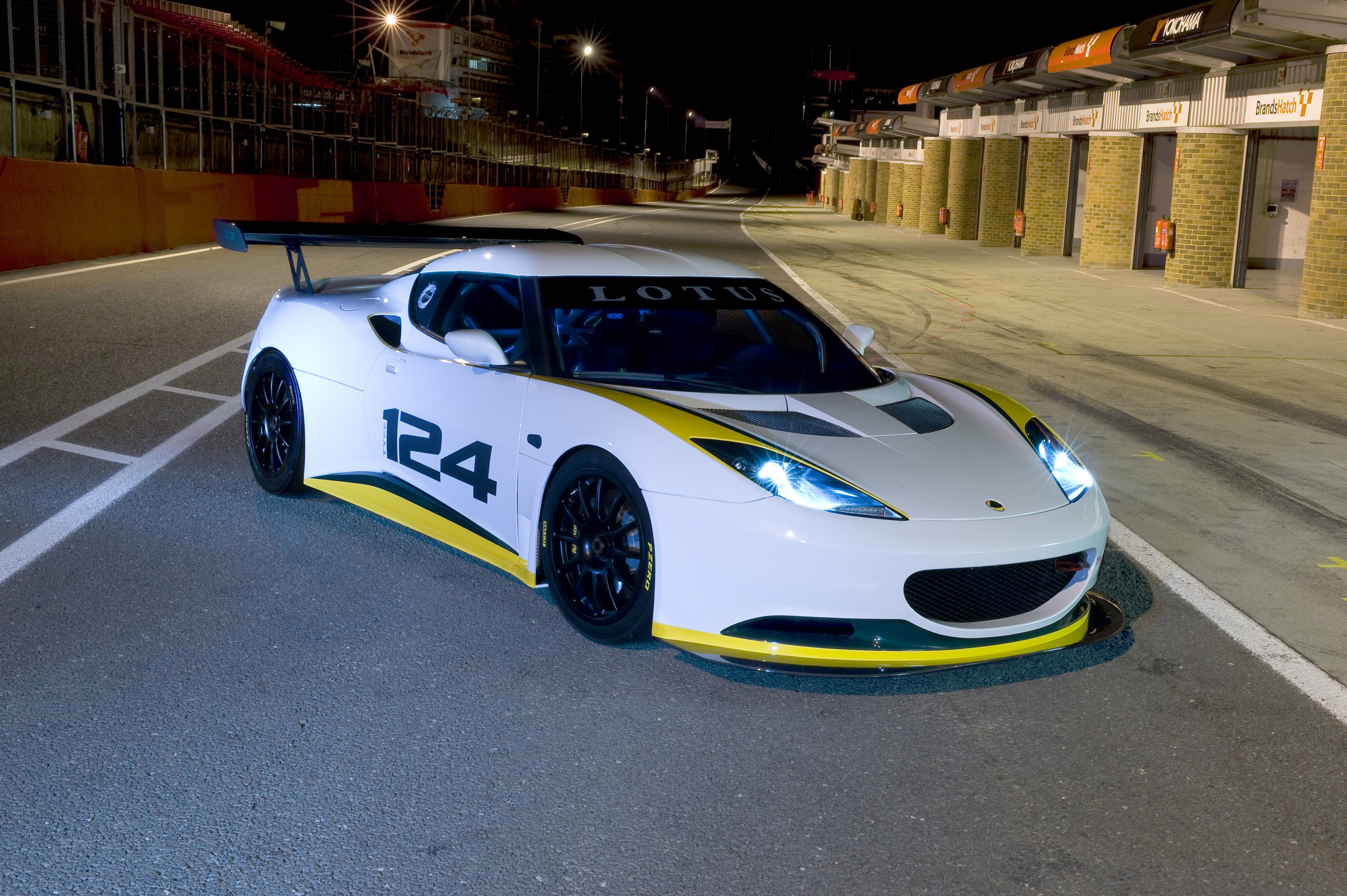 Lotus Evora Type 124 Endurance Racecar photo #1