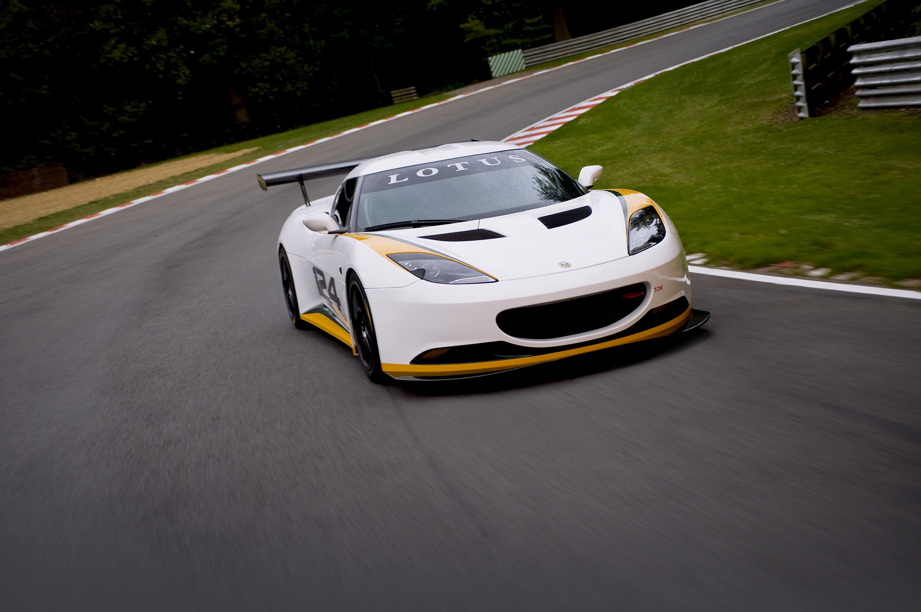 Lotus Evora Type 124 Endurance Racecar photo #2