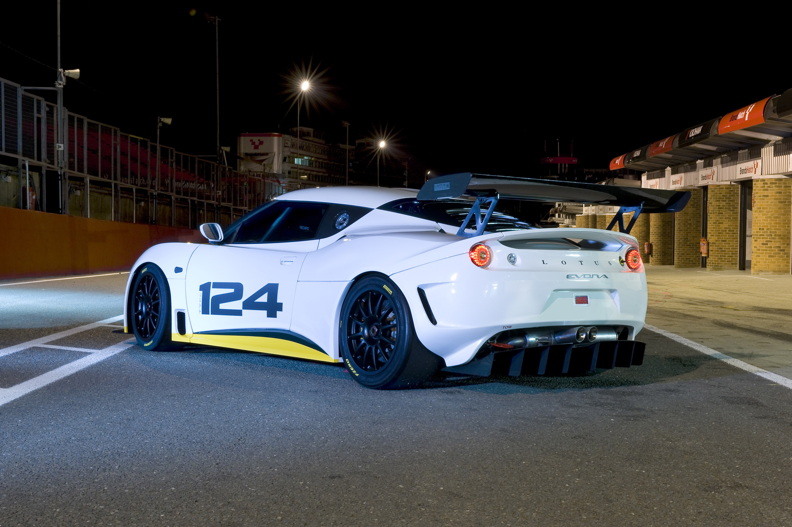 Lotus Evora Type 124 Endurance Racecar photo #7