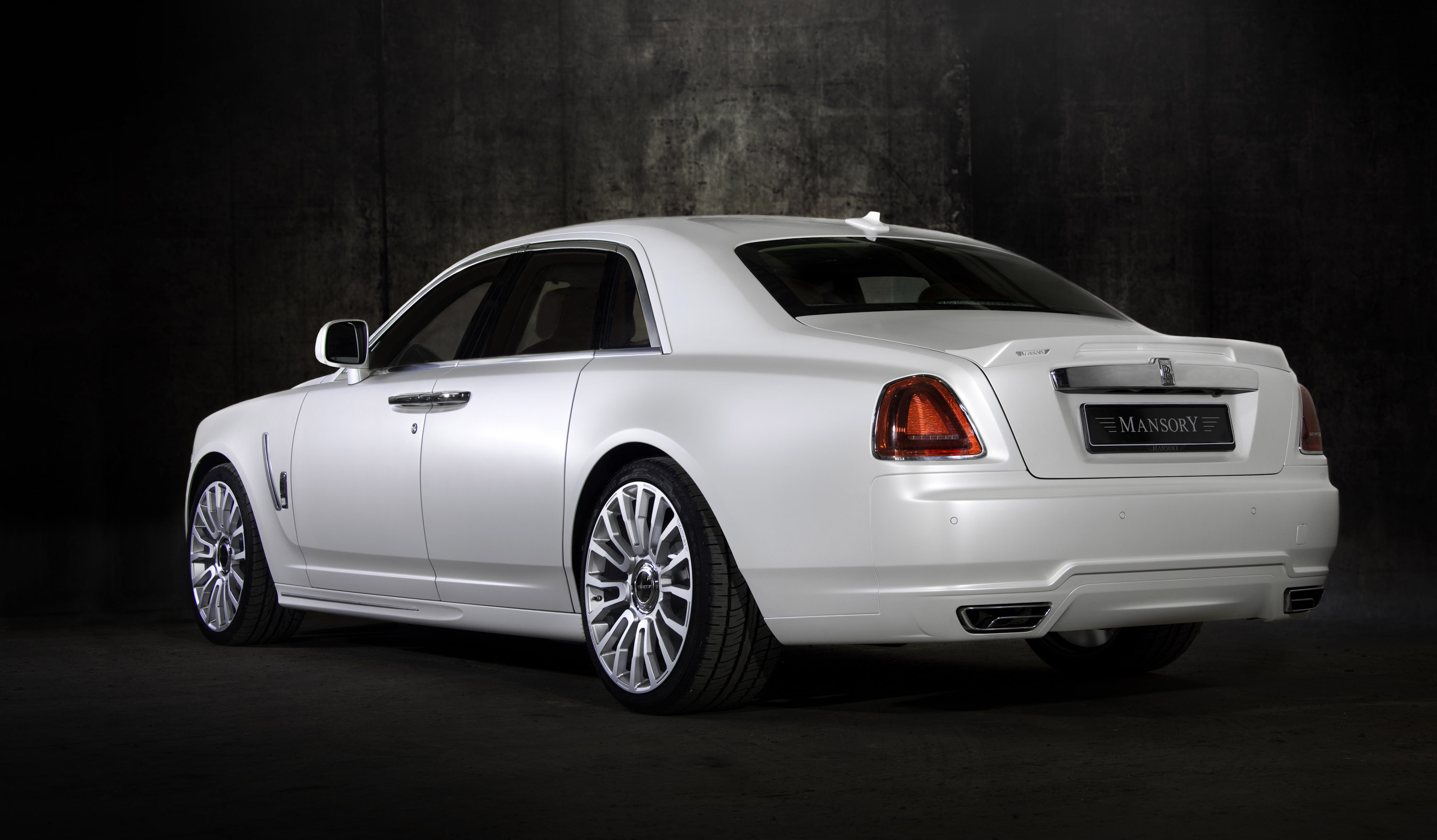 MANSORY Rolls-Royce White Ghost Limited photo #3