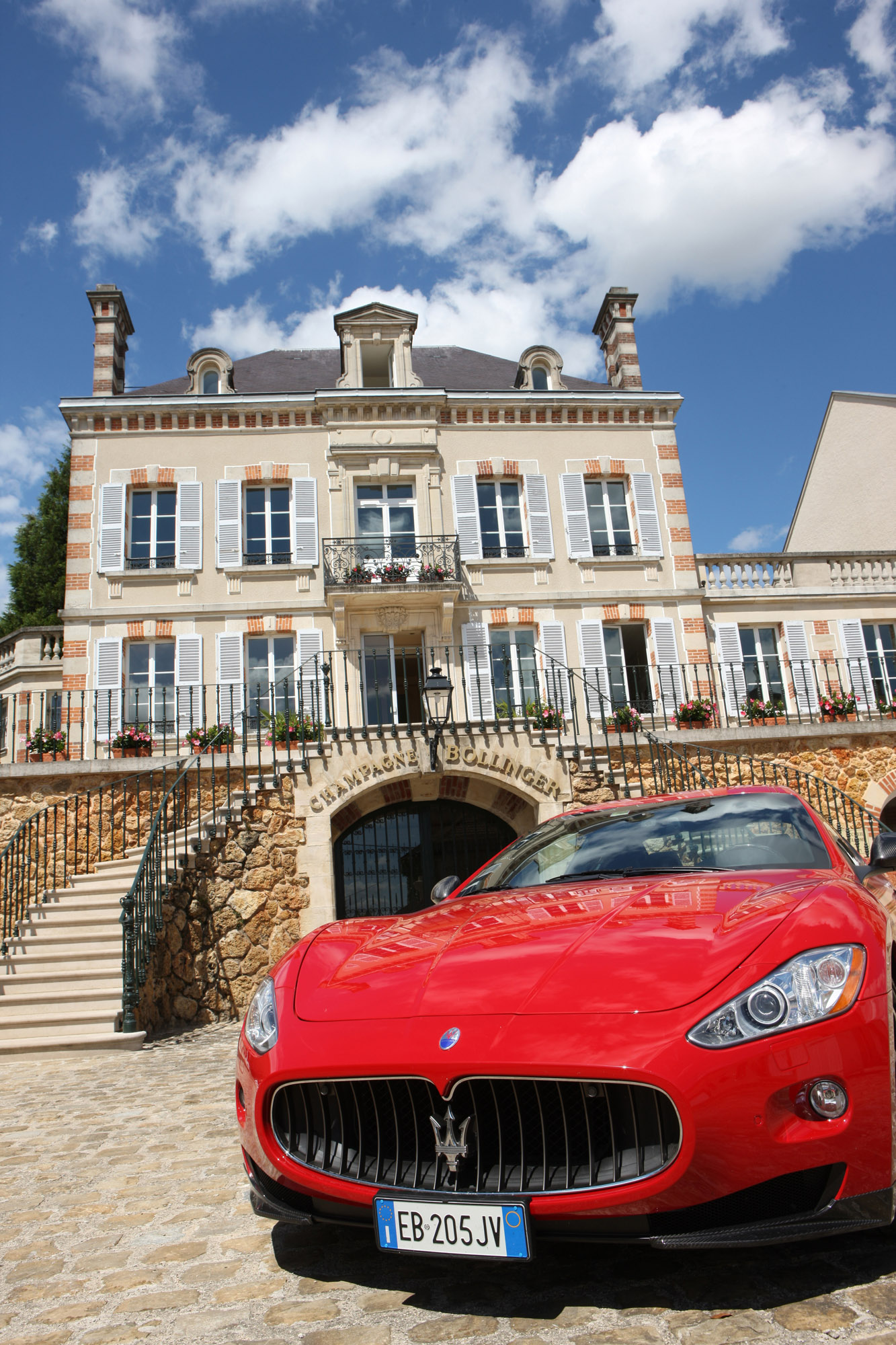 Maserati GranTurismo S Automatic photo #21