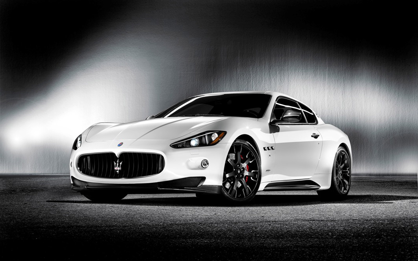 Maserati Quattroporte Sport GT S MC Sport Line photo #1