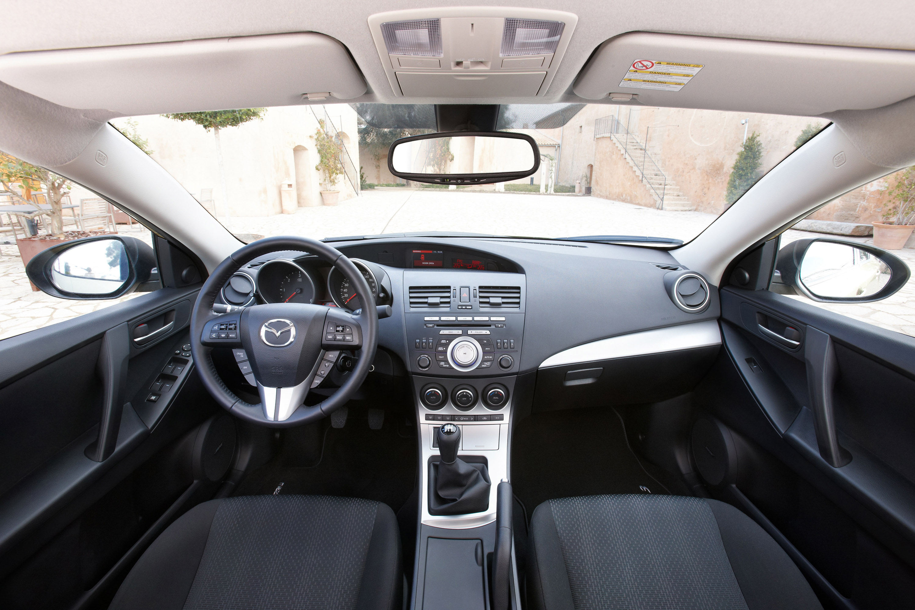 Mazda 3 Sedan photo #20