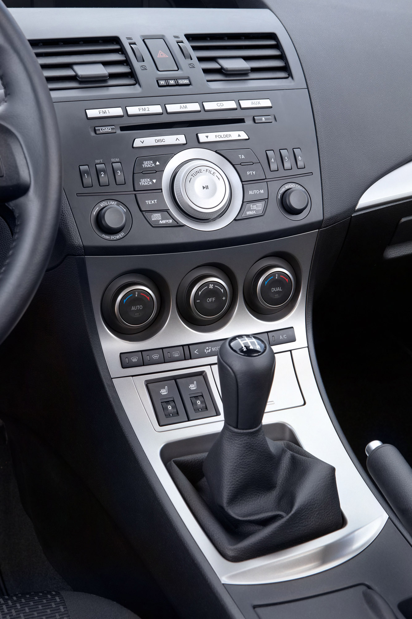 Mazda 3 Sedan photo #26