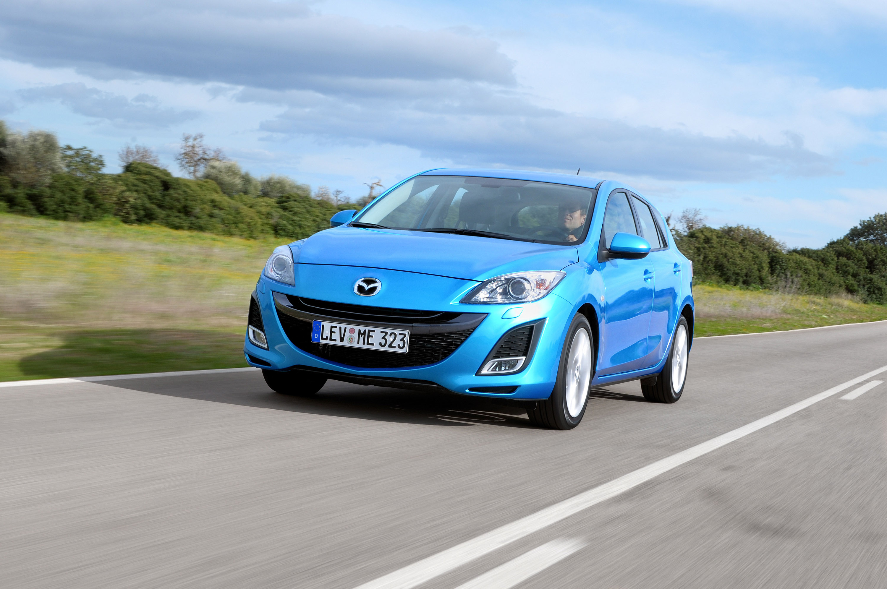 Mazda 3 photo #23