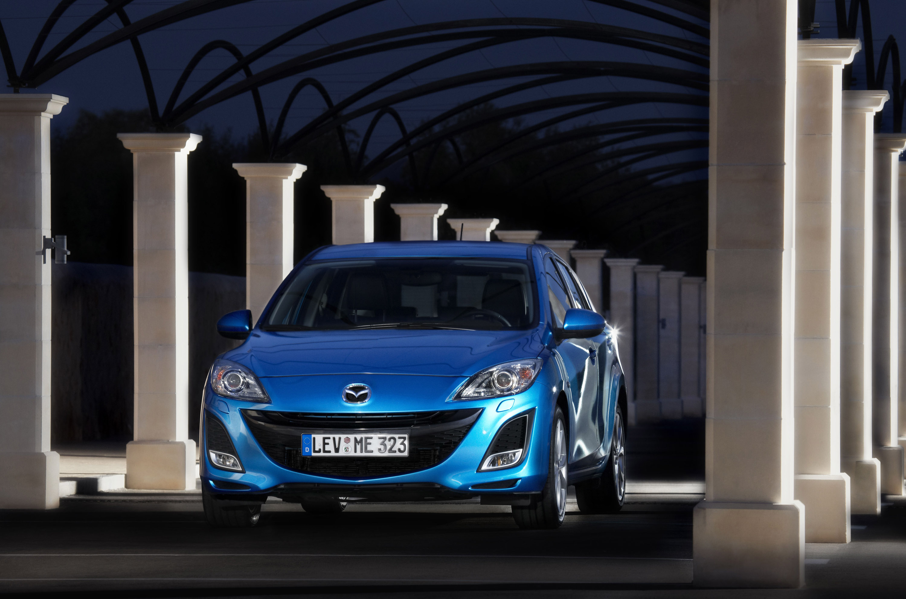 Mazda 3 photo #35