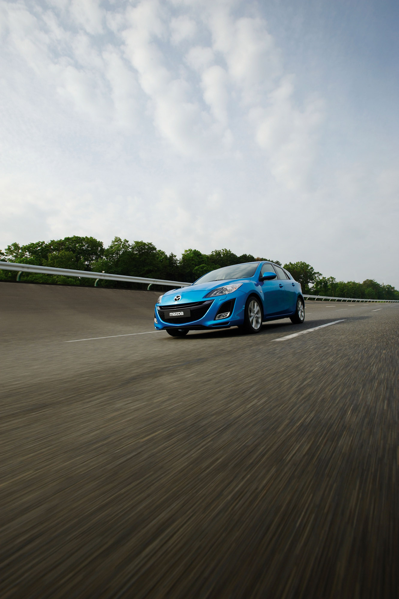 Mazda 3 photo #43