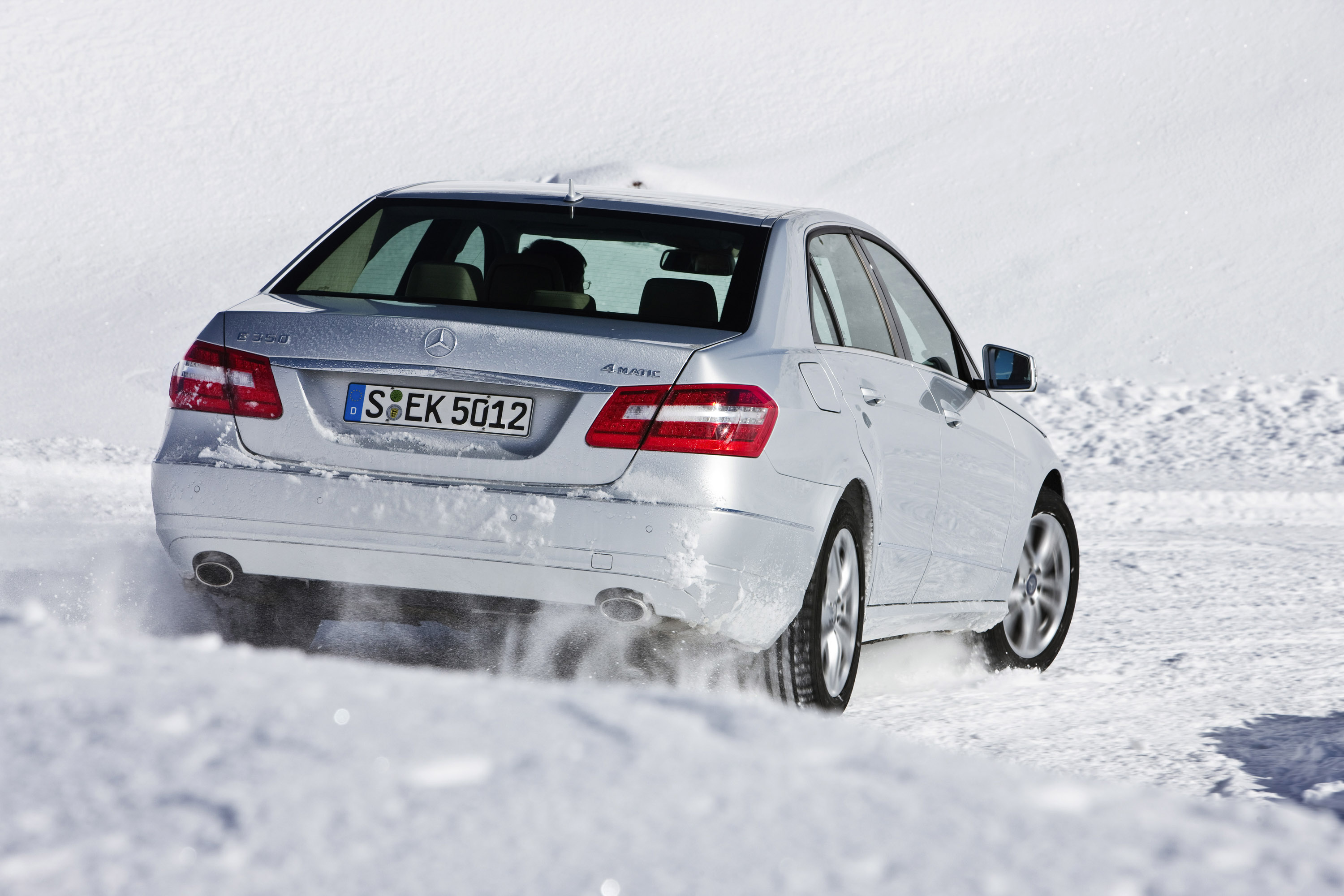 Mercedes-Benz E-Class 4Matic photo #26
