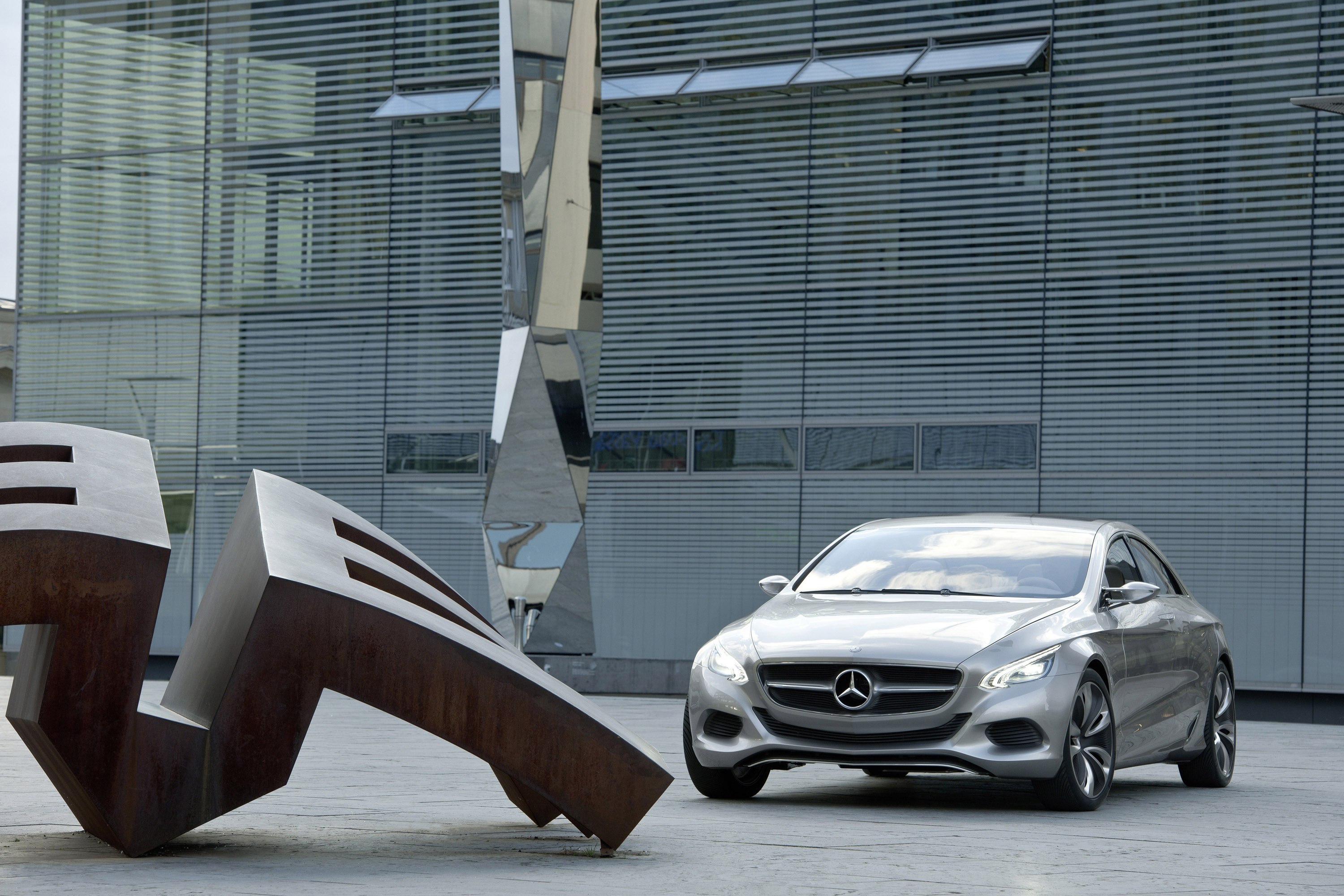Mercedes-Benz F800 Style Concept photo #15