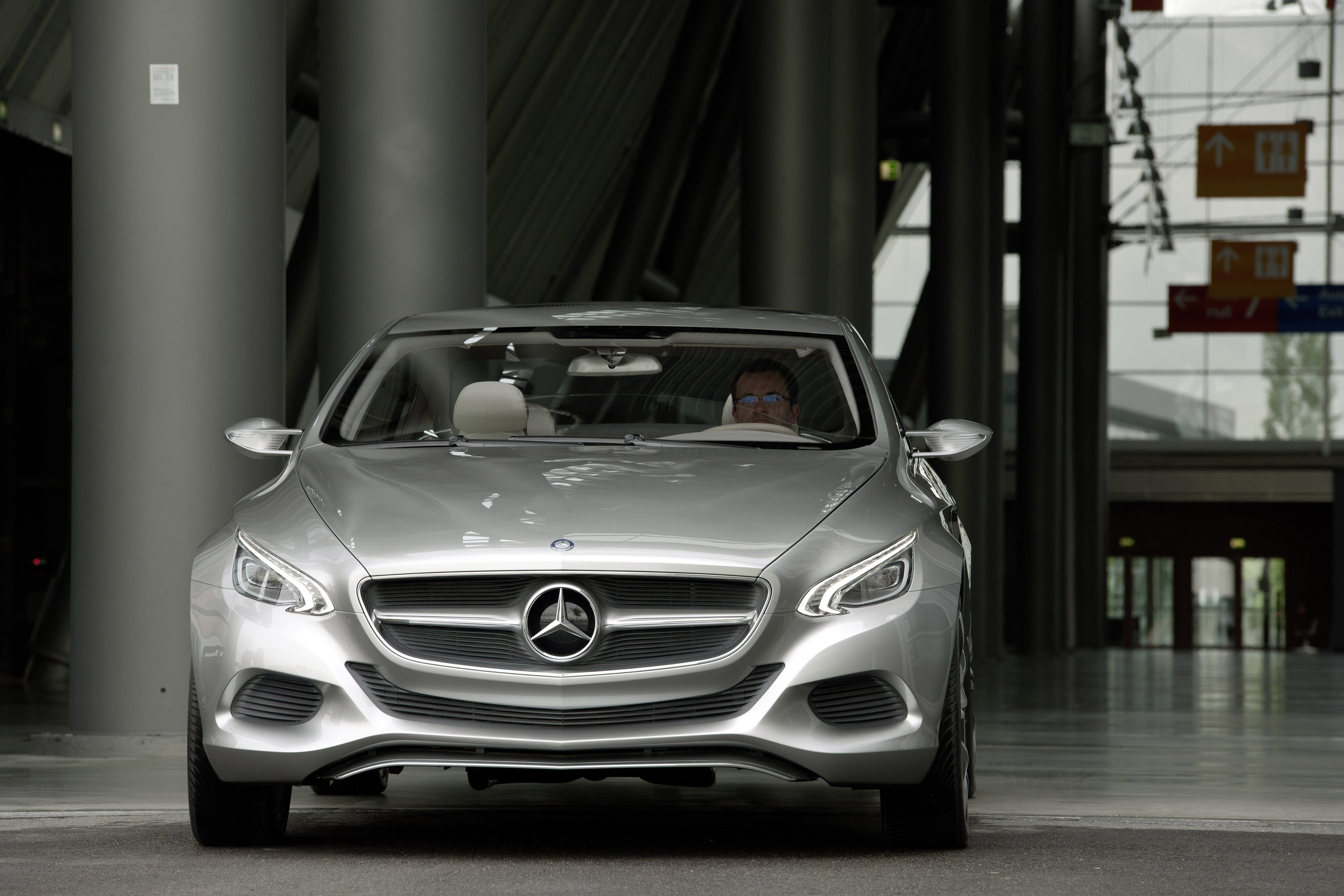 Mercedes-Benz F800 Style Concept photo #19