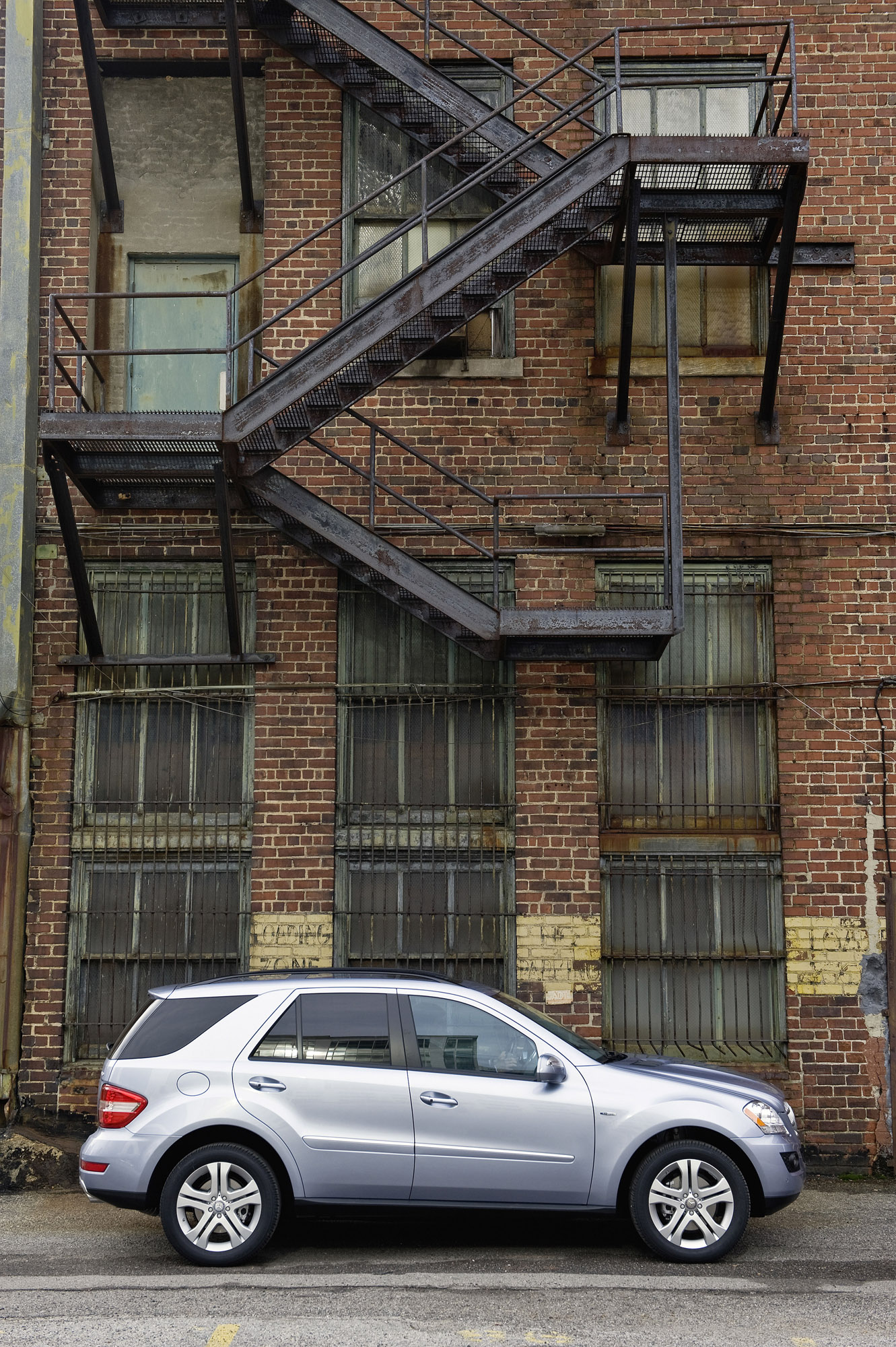 Mercedes-Benz ML450 Hybrid photo #14