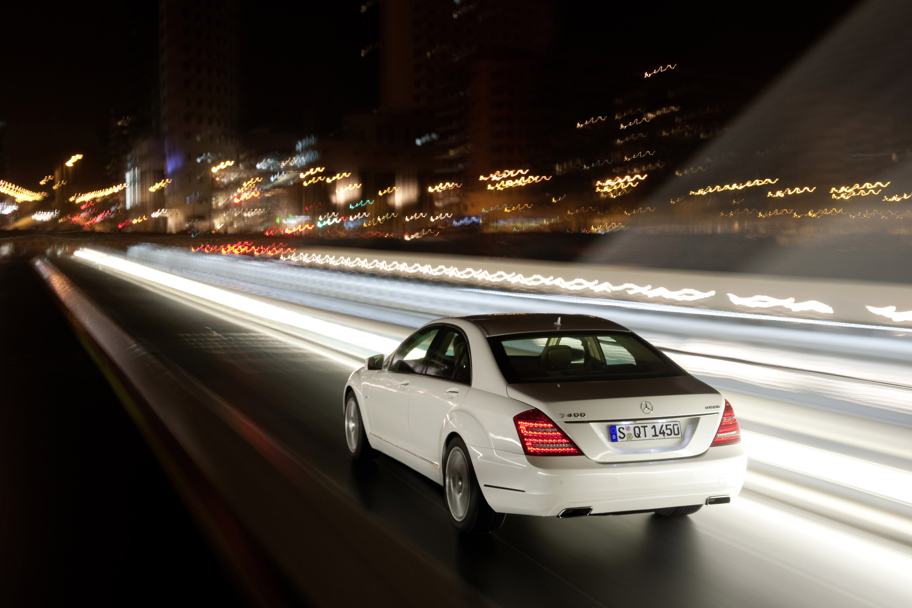 Mercedes-Benz S-Class photo #19