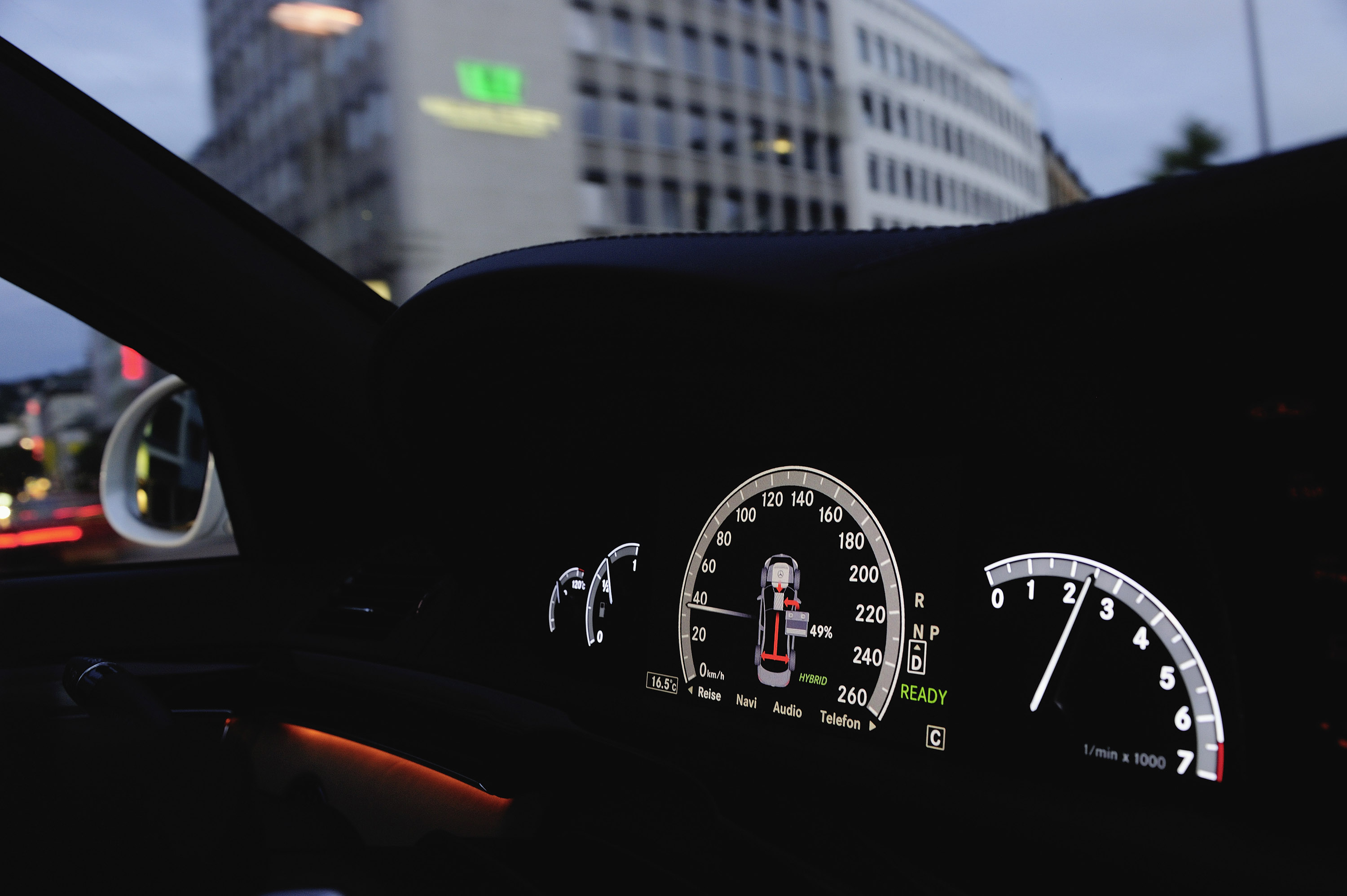 Mercedes-Benz S400 BlueHYBRID photo #27