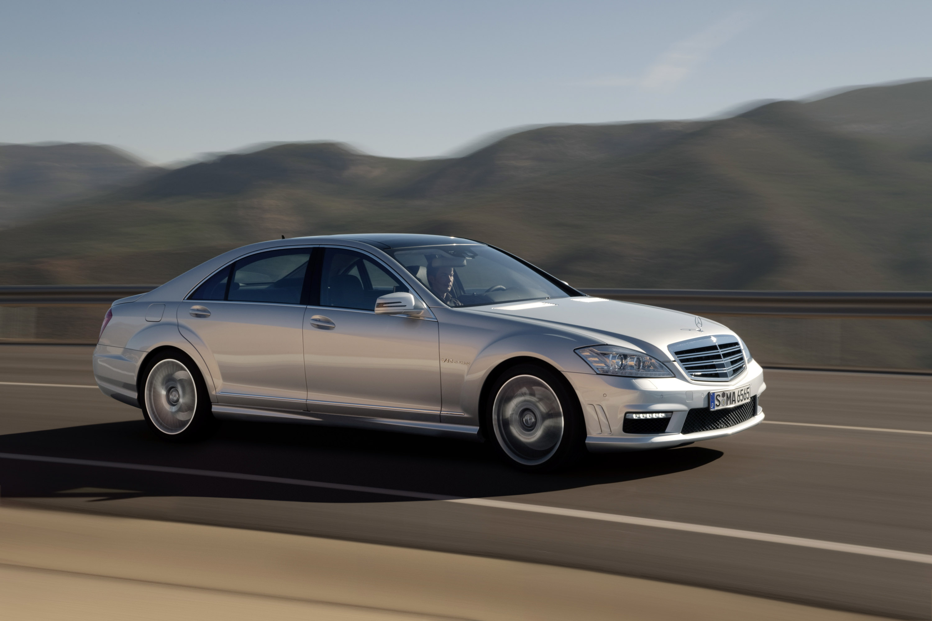 Mercedes-Benz S63 AMG photo #5