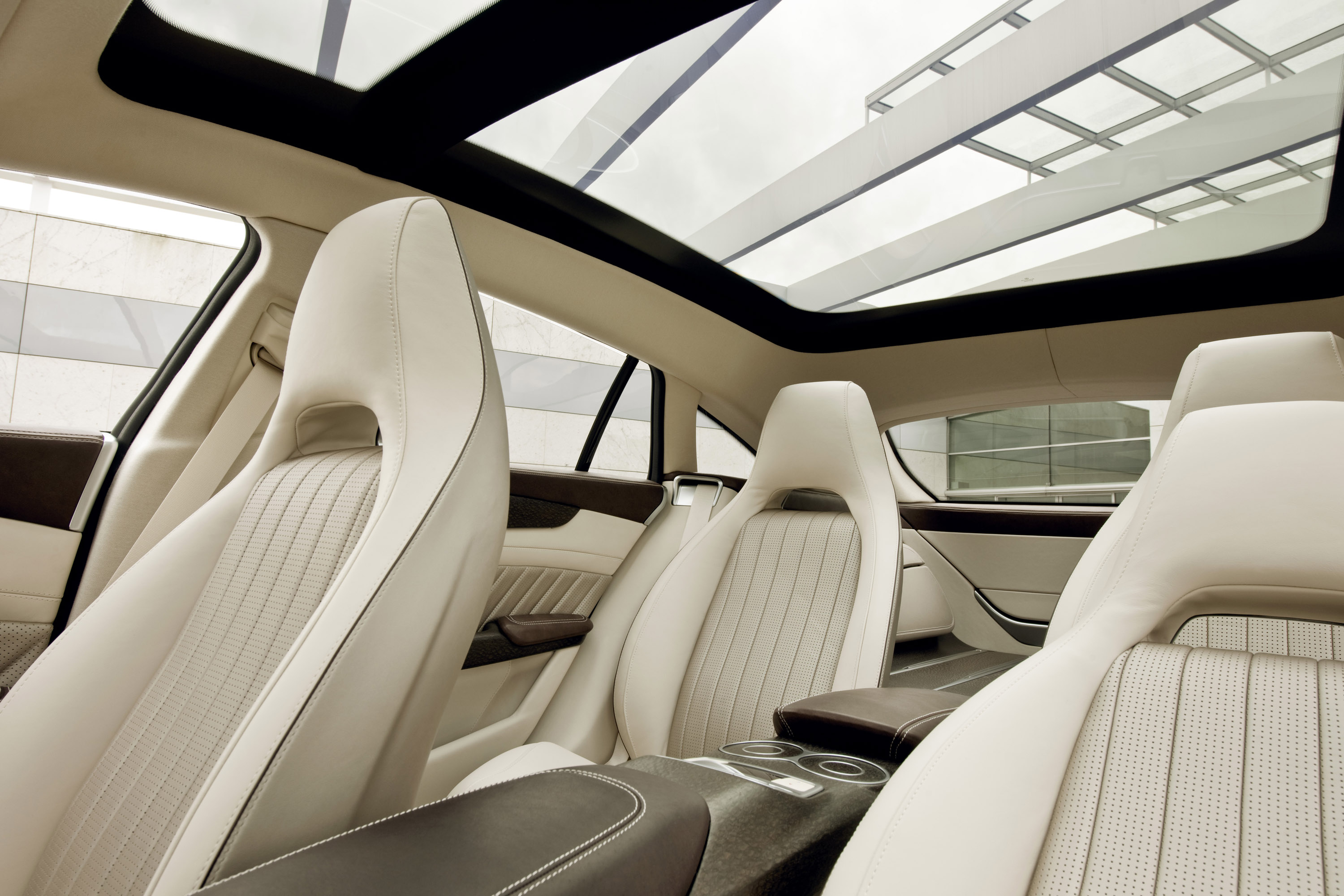 Mercedes-Benz Shooting Break Concept photo #20