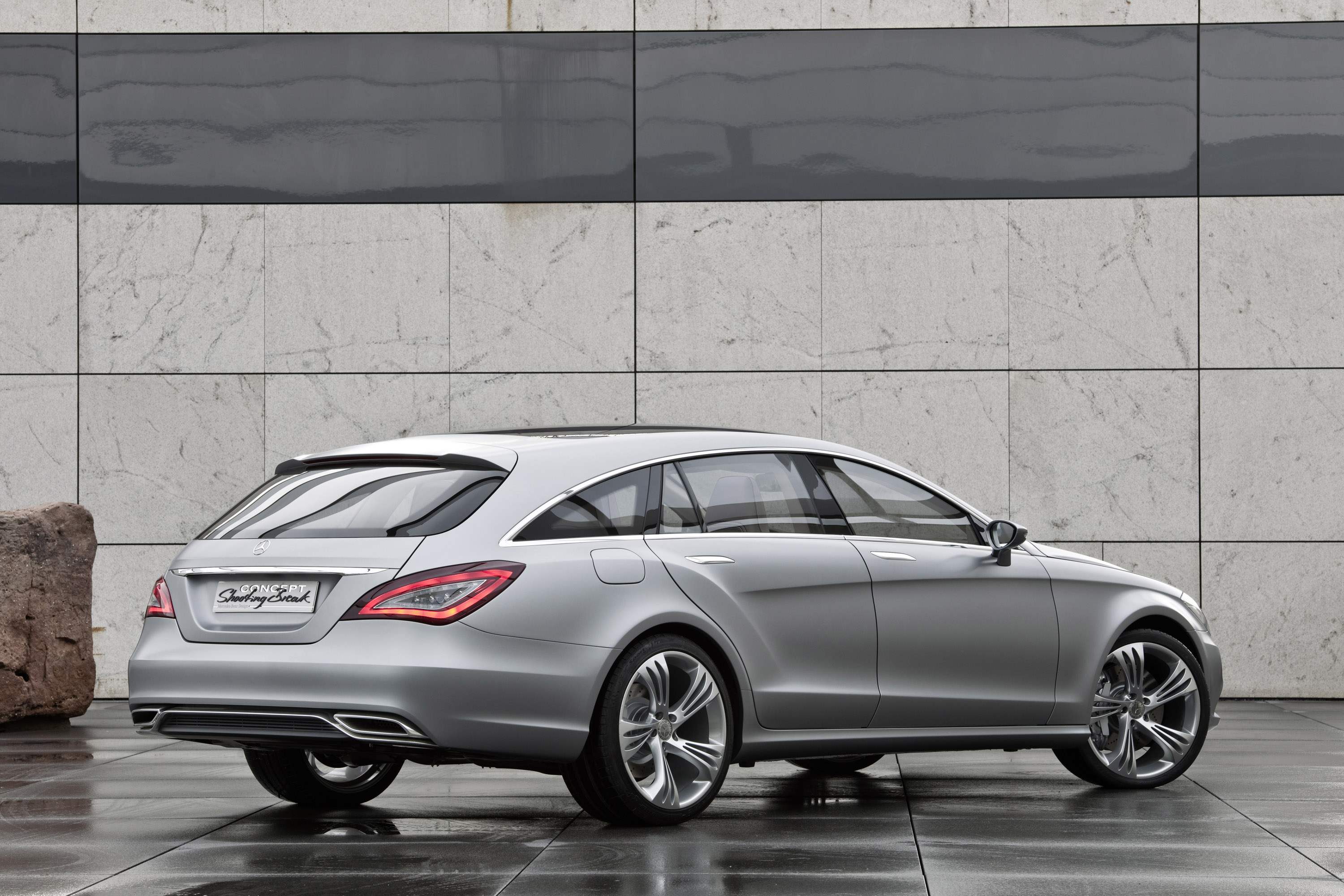 Mercedes-Benz Shooting Break Concept photo #35
