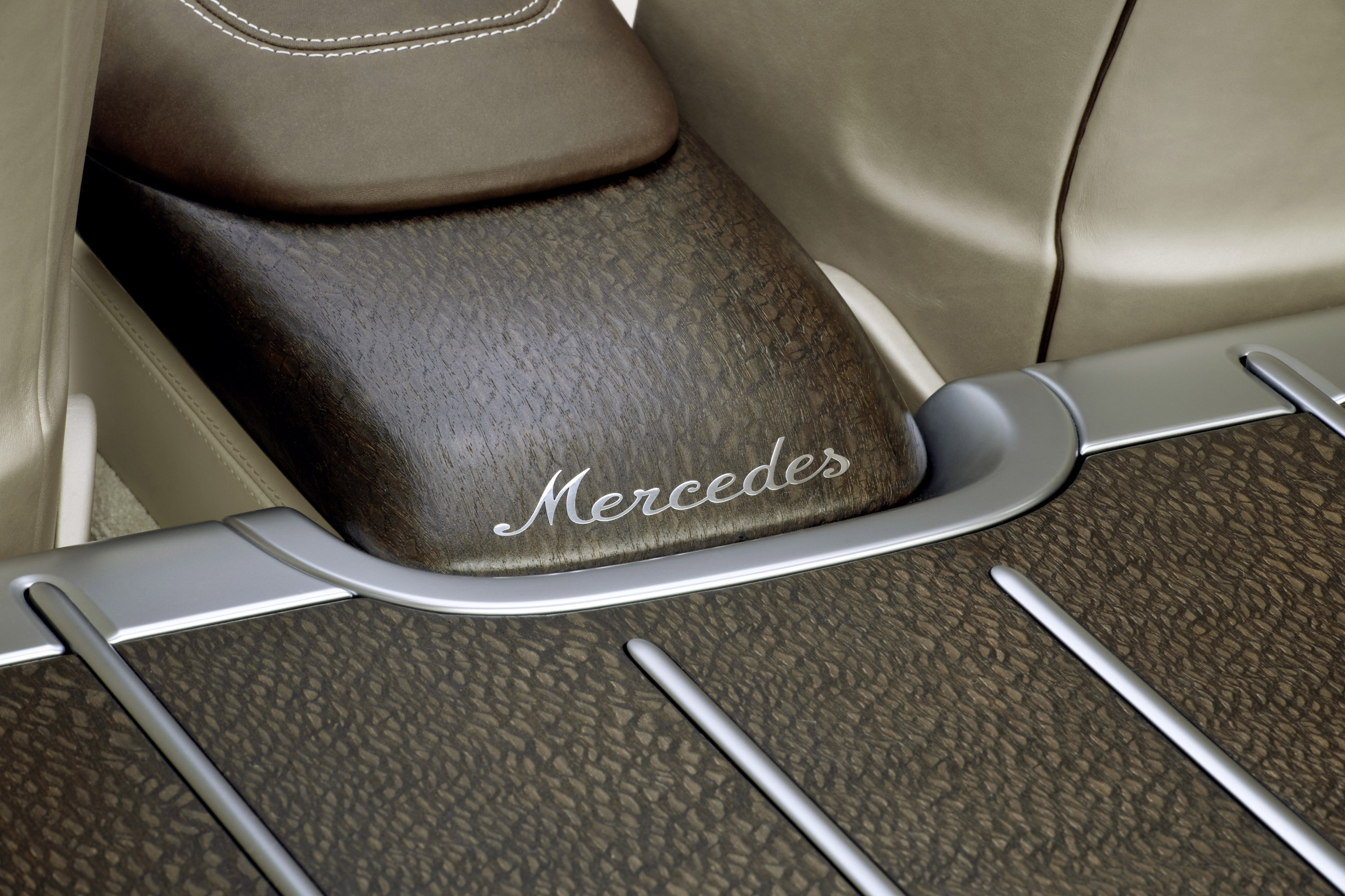 Mercedes-Benz Shooting Break Concept photo #42