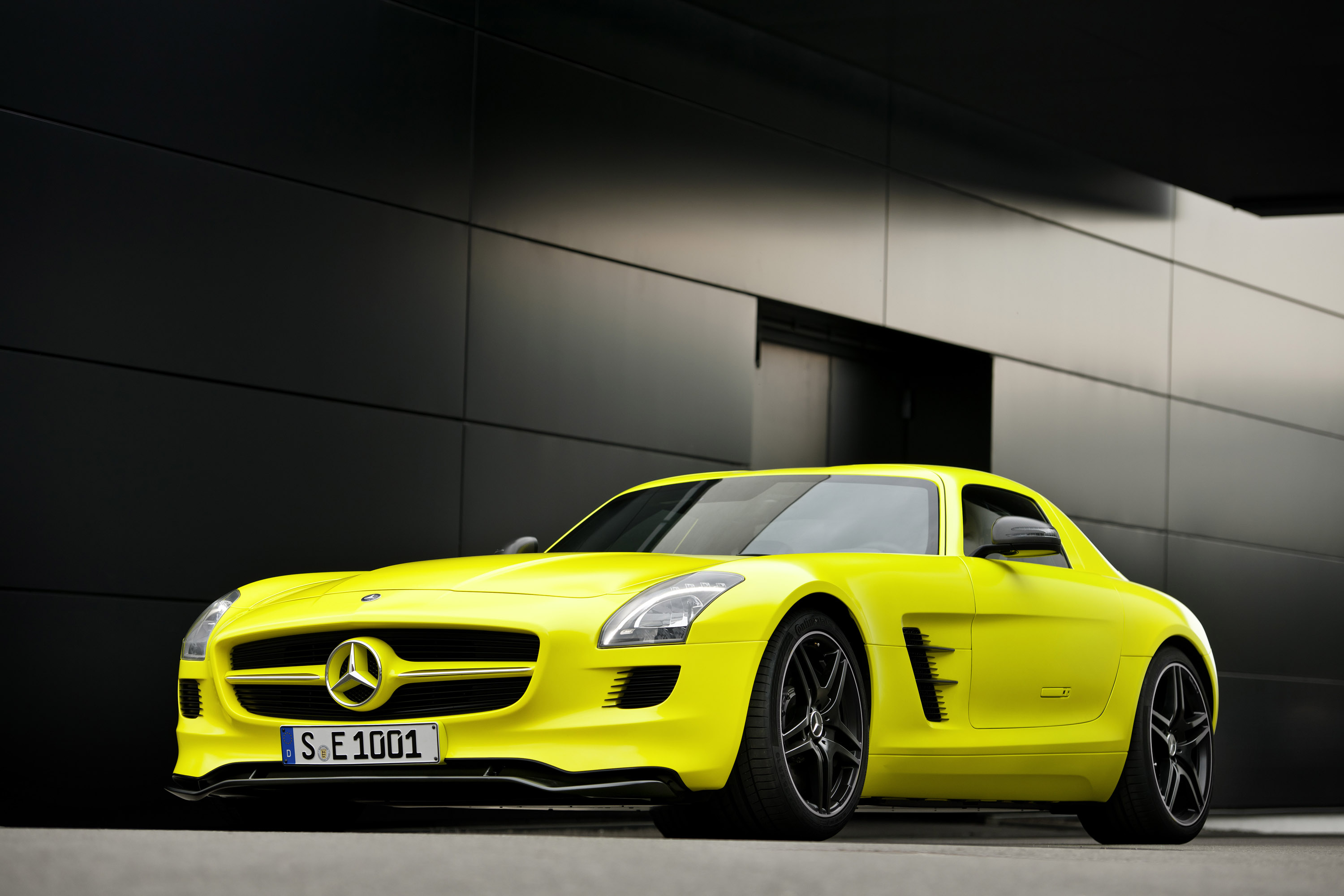 SLS AMG Mercedes колесо скачать