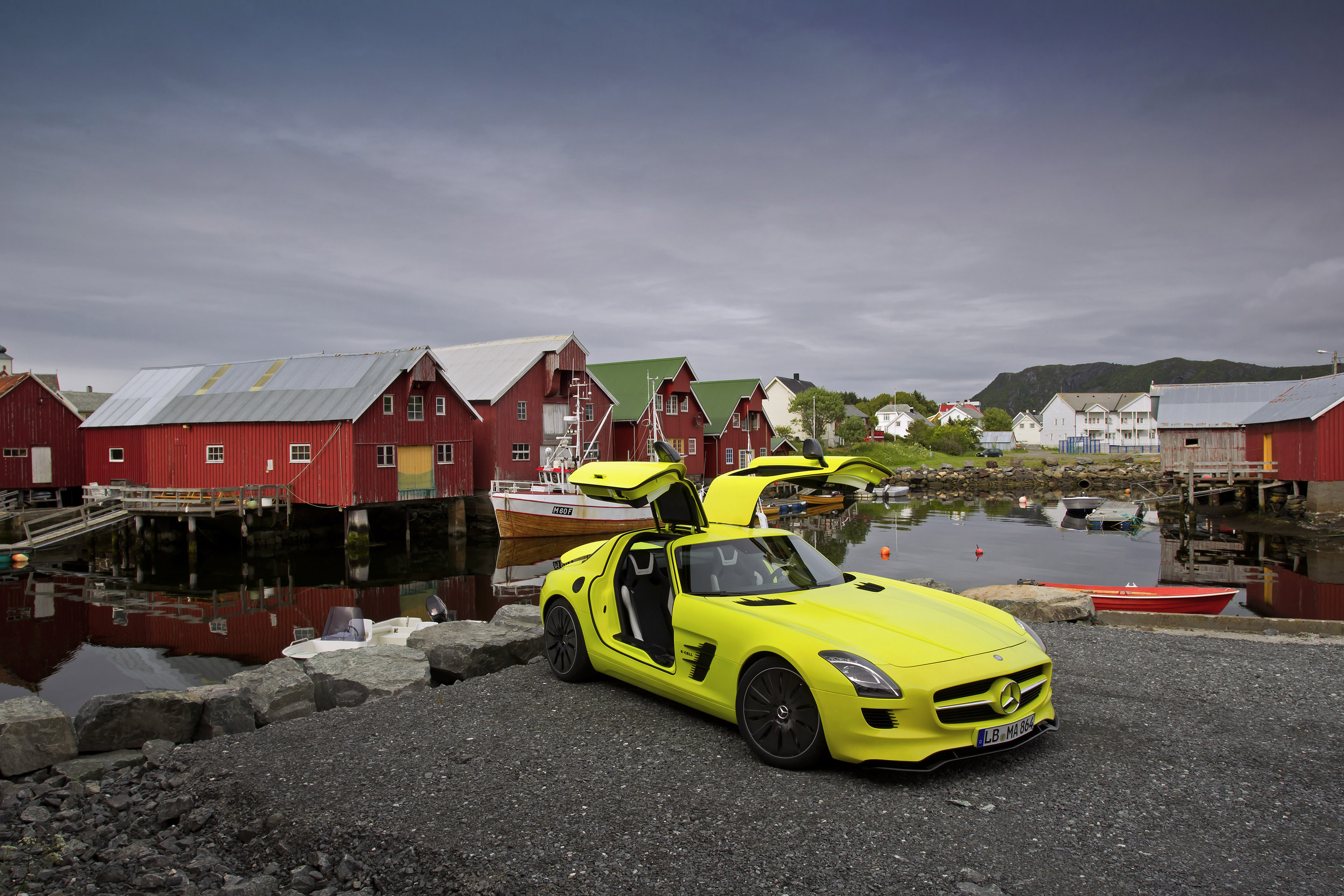 Mercedes-Benz SLS AMG E-Cell Concept photo #26