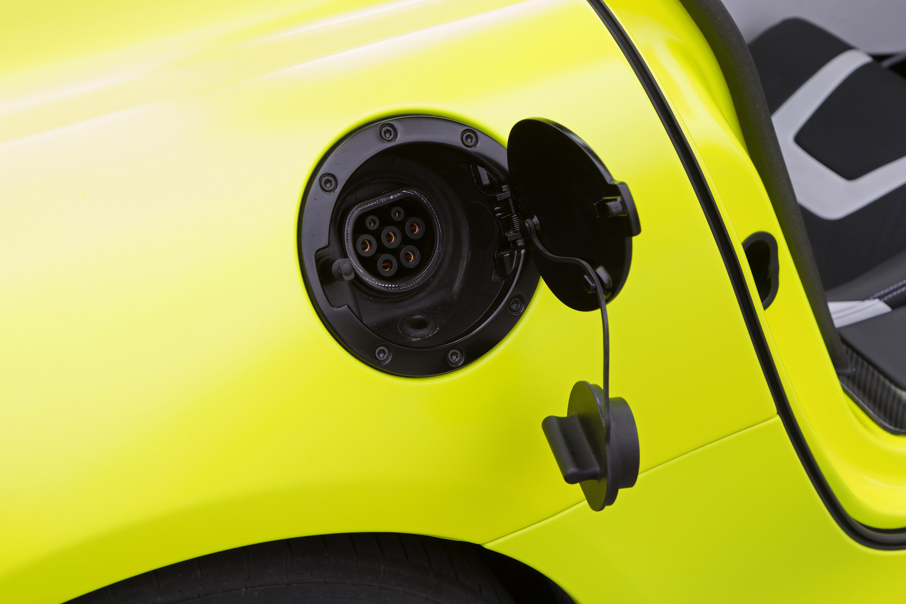 Mercedes-Benz SLS AMG E-Cell Concept photo #50