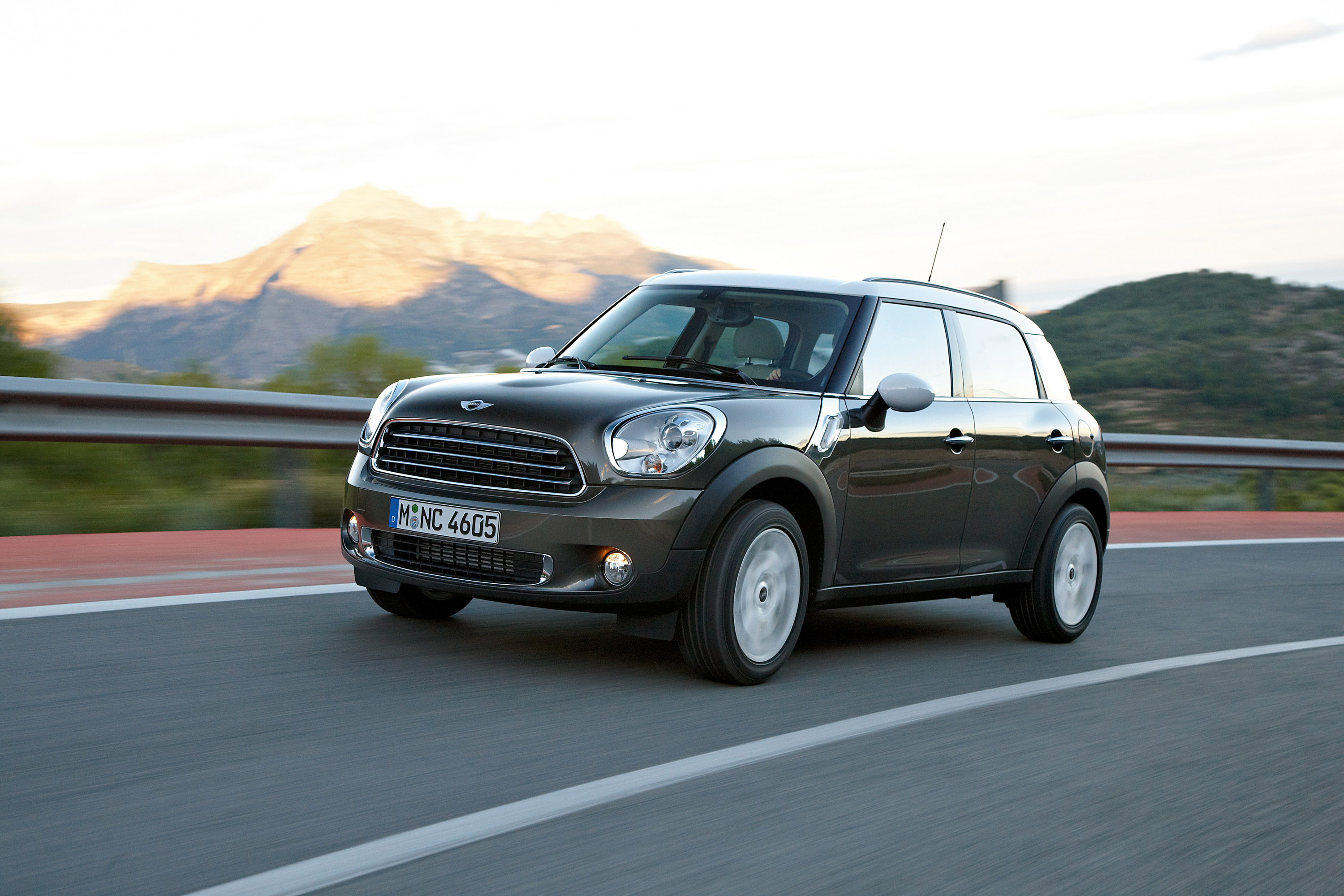 MINI Countryman photo #21
