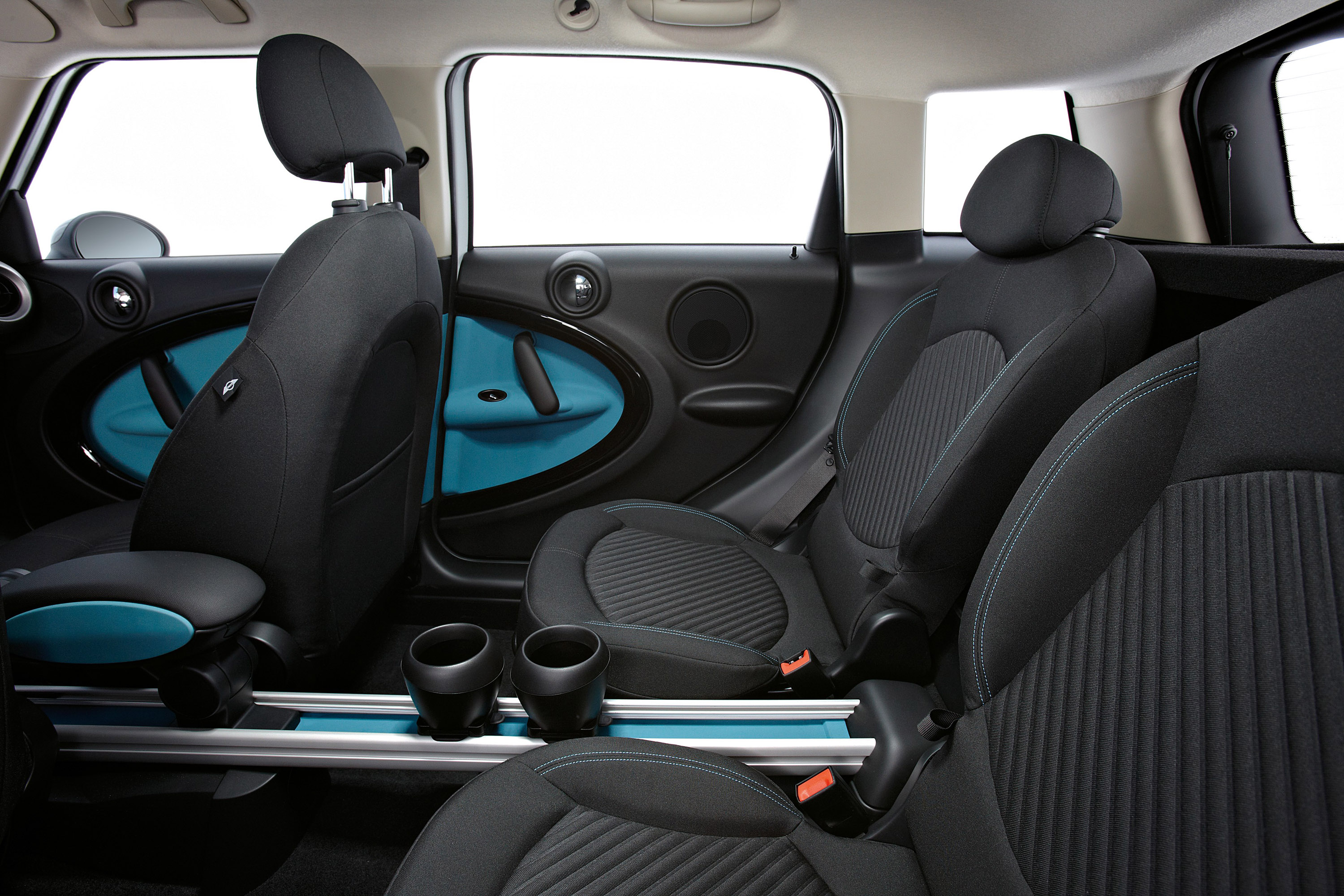 MINI Countryman photo #33